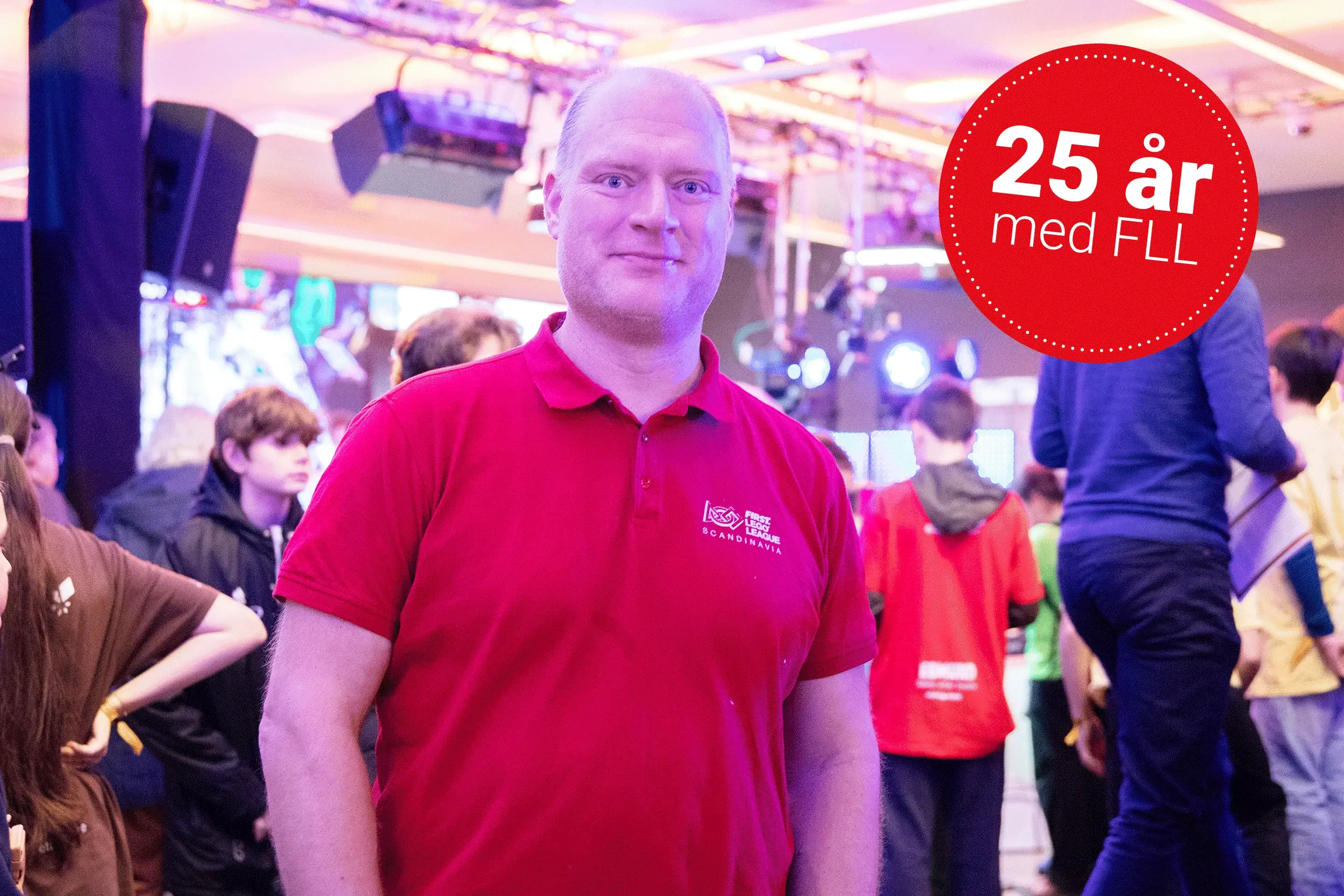 Rektor Eirik Jåtten har forsket på FIRST LEGO League.