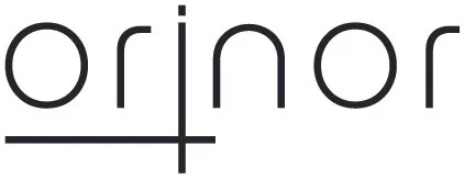 Logo for Orinor med en horisontal linje under 'o' i midten.