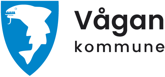 Vågan kommune logo, med en blå skjold med en stor hvit fisk, og teksten 'Vågan kommune' ved siden av.