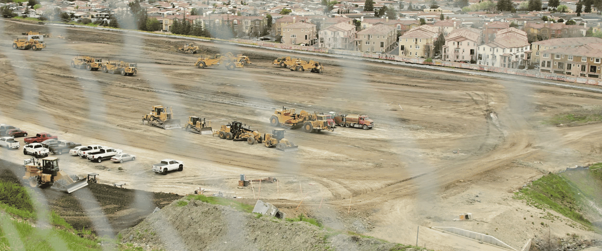 Temporary fence rentals for construction sites