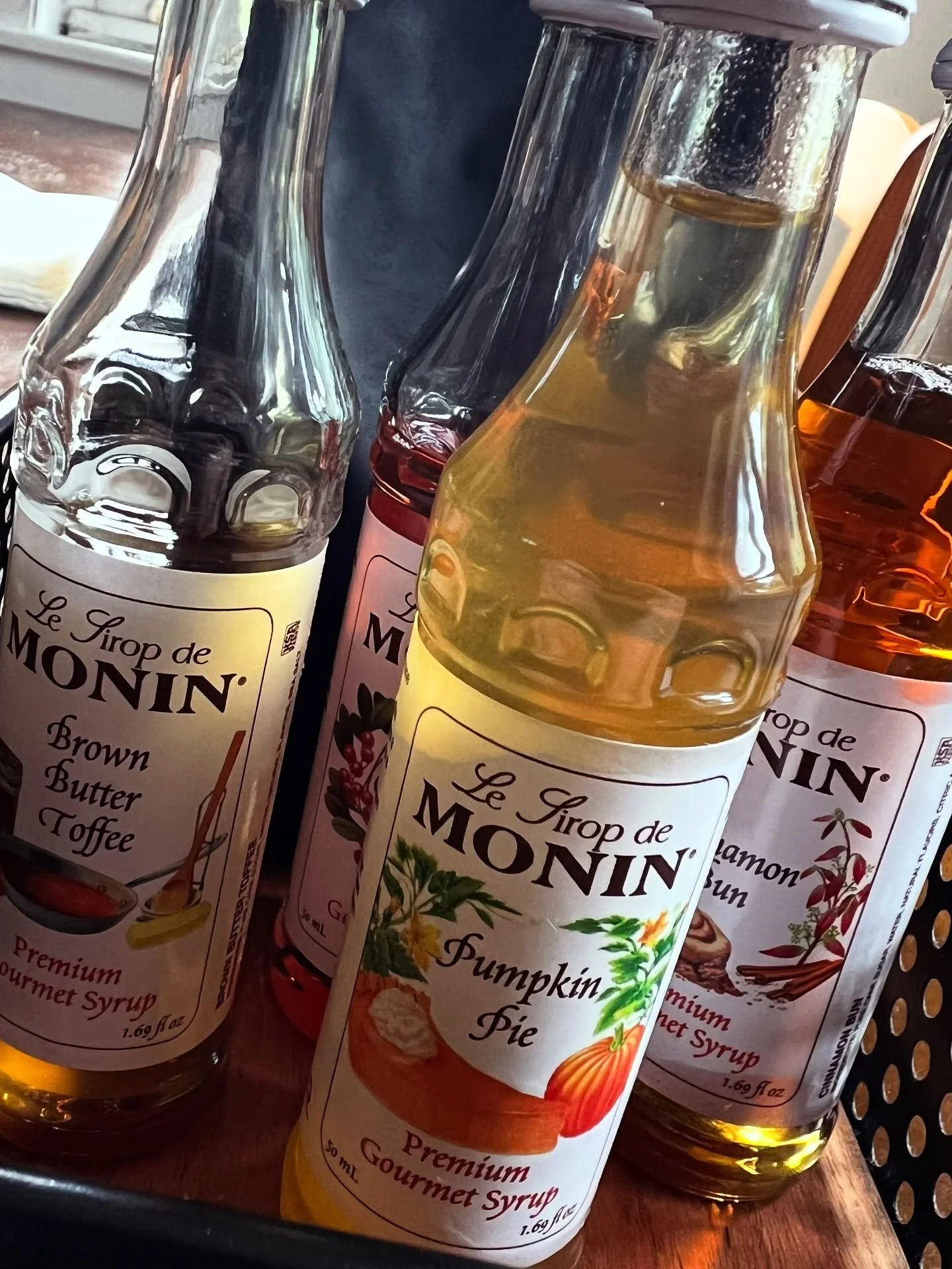 When the syrup sample pack shatters during delivery and leaks all inside the package, so you get a refund, but 4 of the 5 bottles were still good so it&rsquo;s free syrup 🤗 

Got the Autumn Harvest Collection from Monin. Lost the Caramel Apple Butte