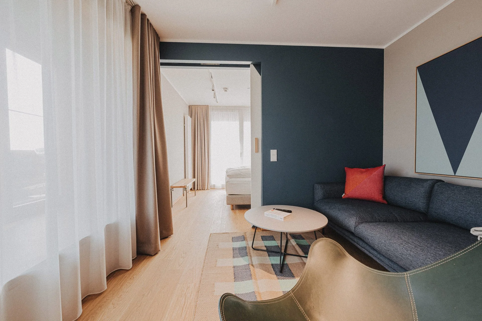 Hotelzimmer mit Sitzecke