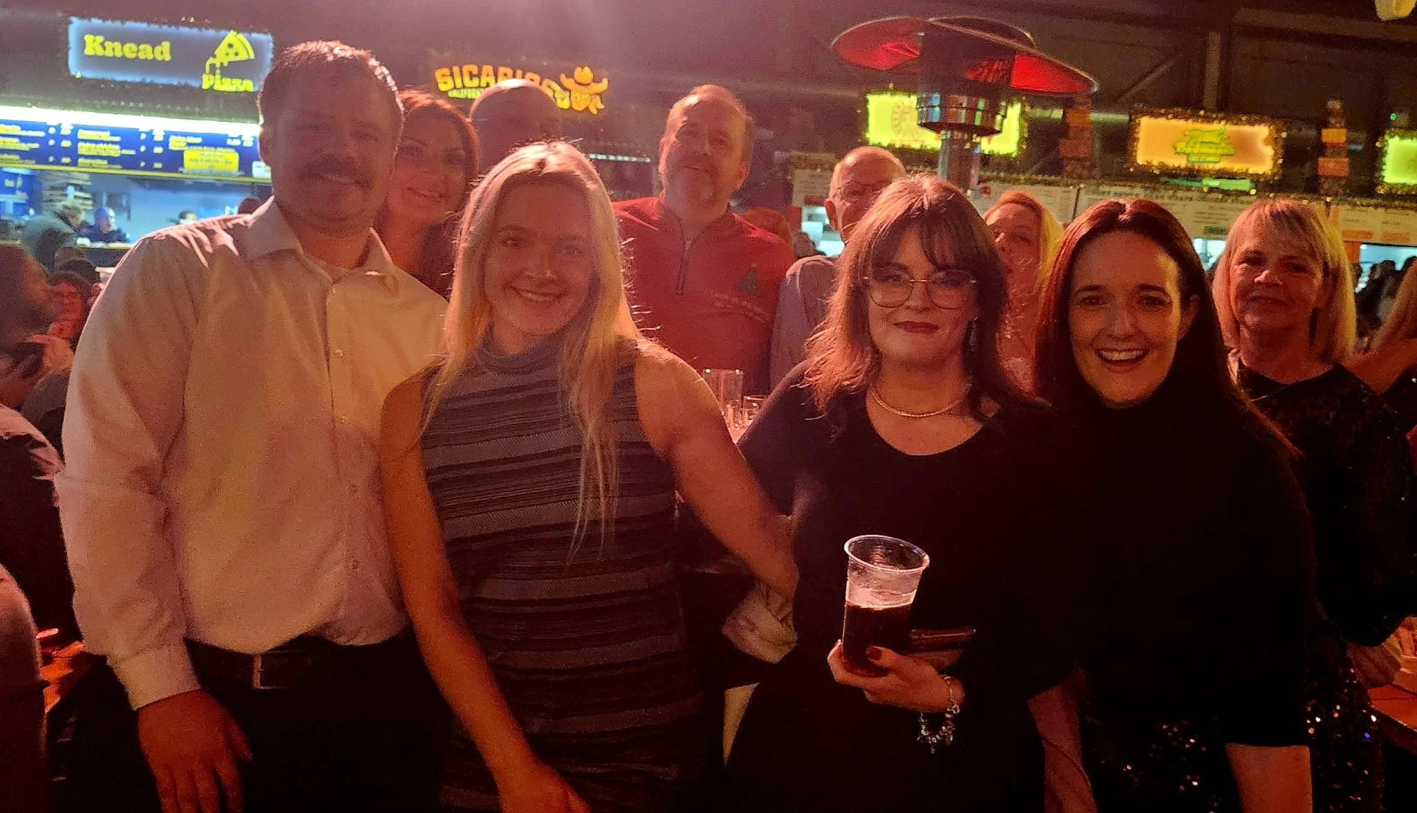 Good to see our adults enjoying the Christmas festivities at the Common Market! 🎅🎄
#ulidiataekwondo