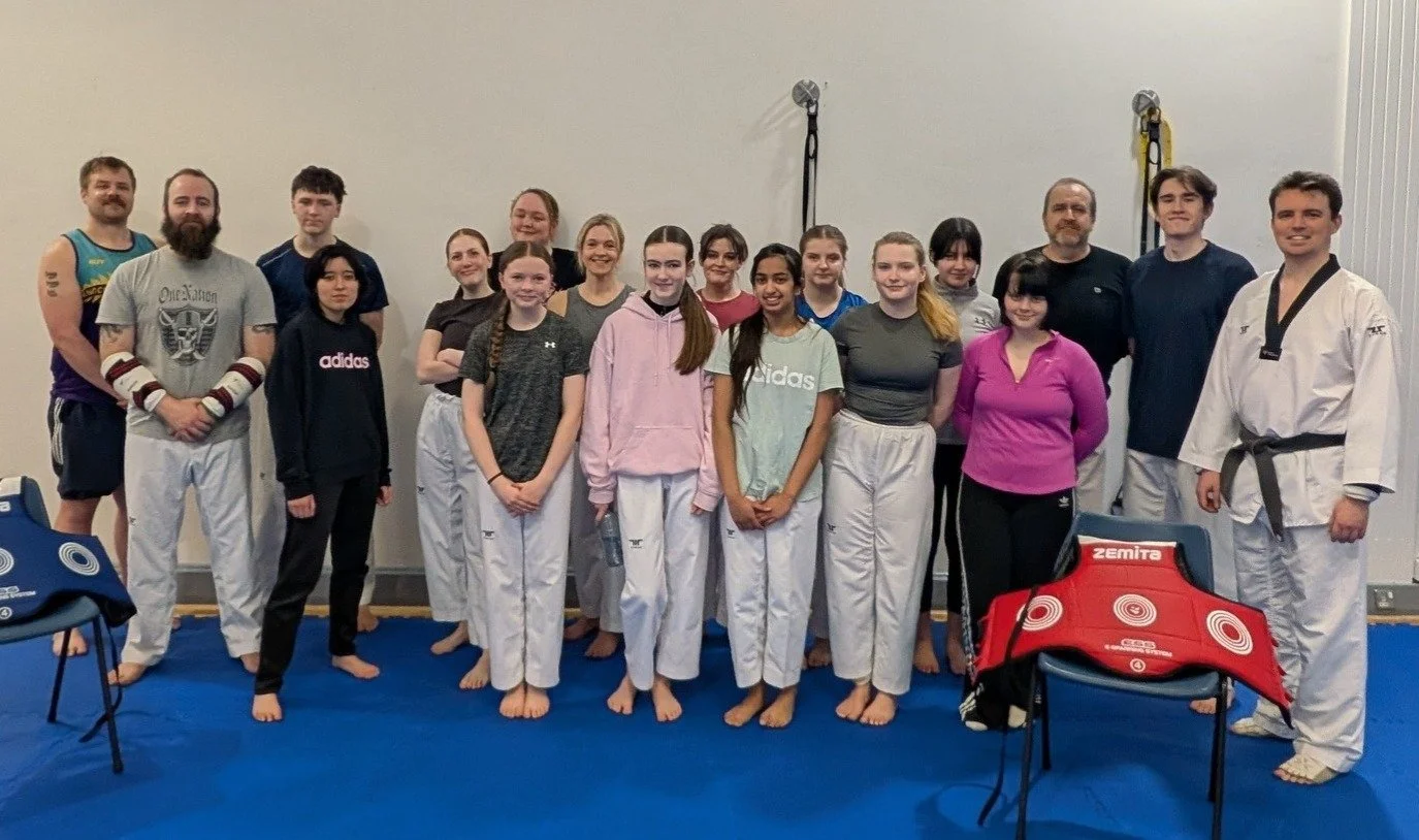 🥋 𝗔𝗽𝗿𝗶𝗹 𝗞𝘆𝗿𝗼𝘂𝗴𝗶 𝗪𝗼𝗿𝗸𝘀𝗵𝗼𝗽! 🥋

Great effort everybody and lots to take away from today! ☺️ 

We focused on developing the cut kick in todays workshop, as an effective way to get in safely and score. Some great matches with the e-b