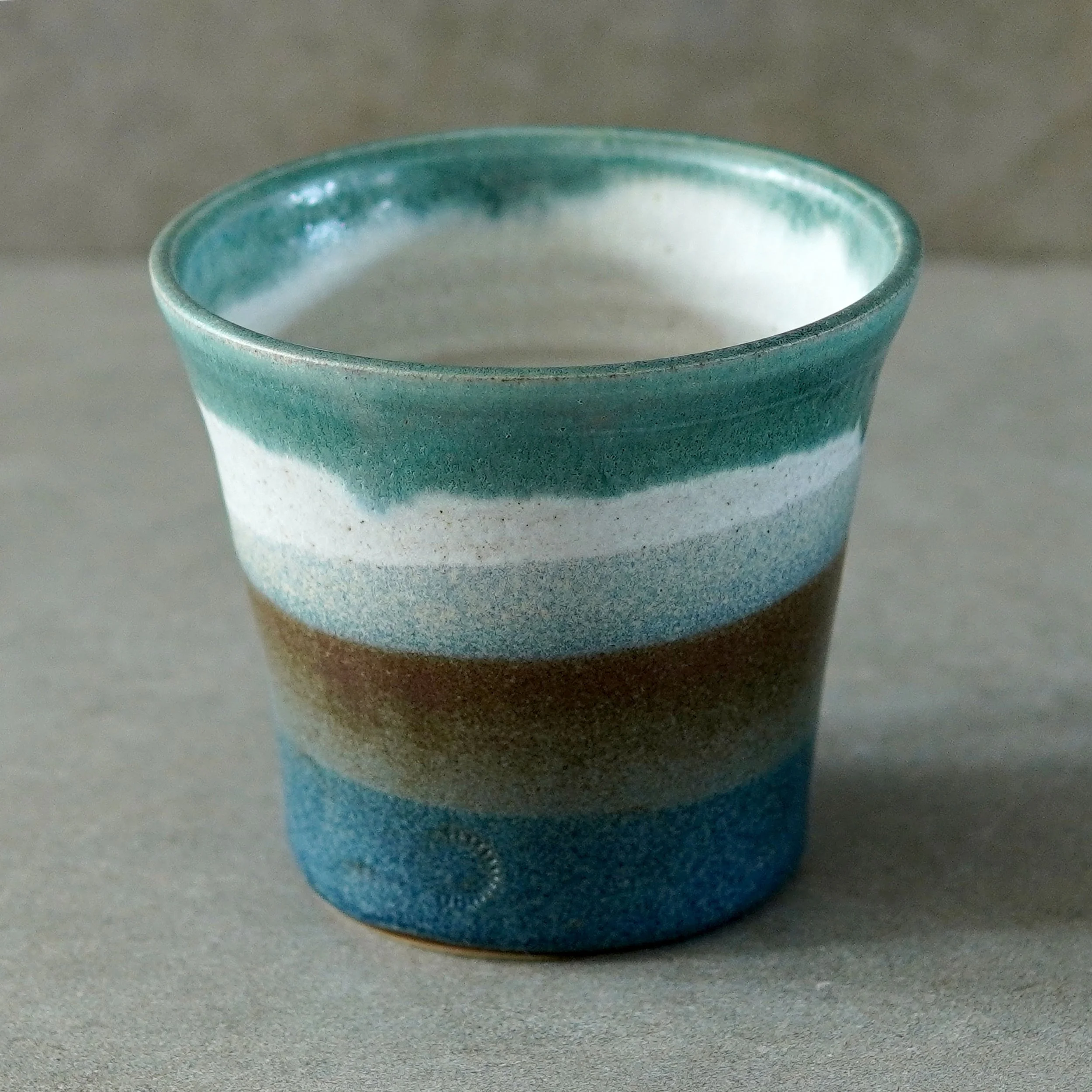 "Seven Sisters" Fossil Banded Pot