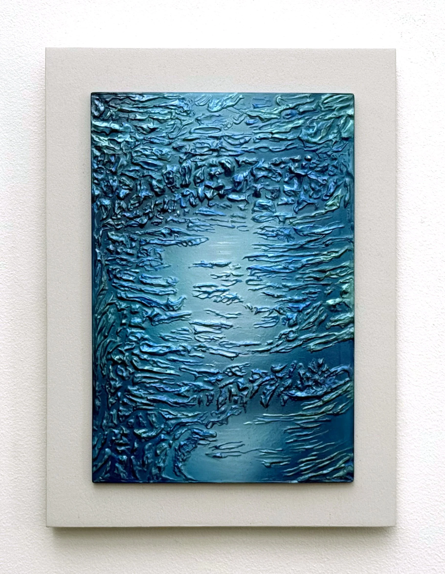 Frost 
Aquamarine
2025 / 15