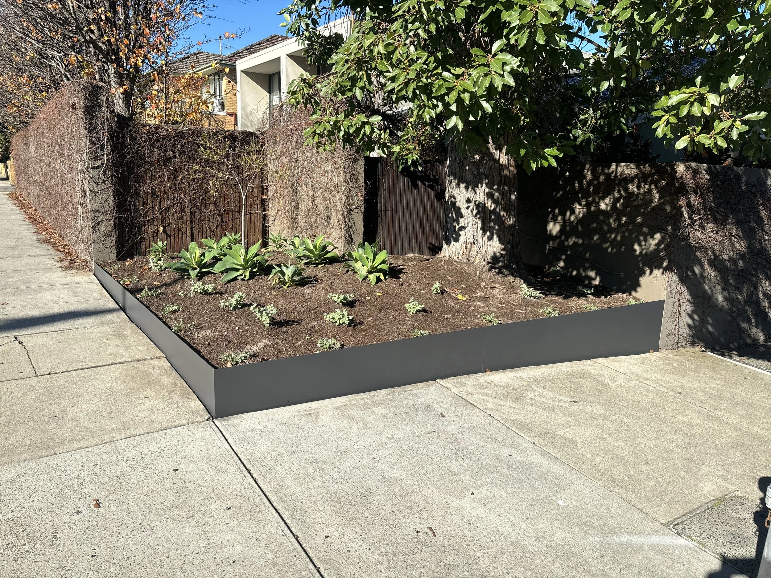 Fourever Steel and Corten Edging Services Melbourne (44).jpeg