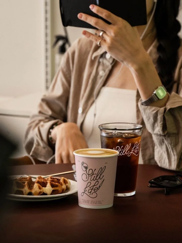 STILL LIFE

Part two for Still Life, a caf&eacute; focused around nurturing creativity and wellbeing with a good cup of coffee.

Thanks @brief.mebaby for the great brief!!
-
-
-
#BMBStillLife #graphicdesign #cafebranding #logodesign #typography