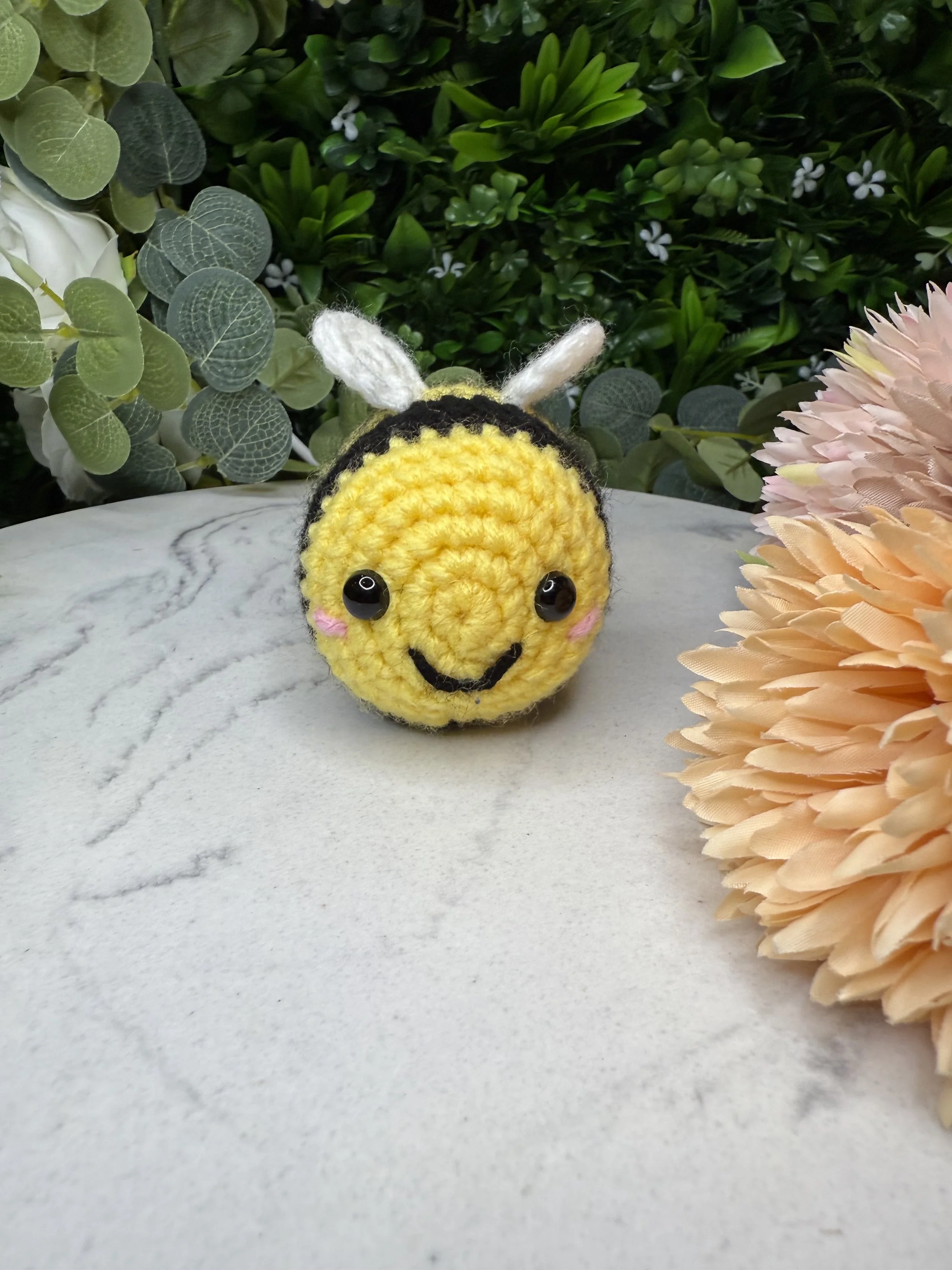 Medium Bee - front.jpg