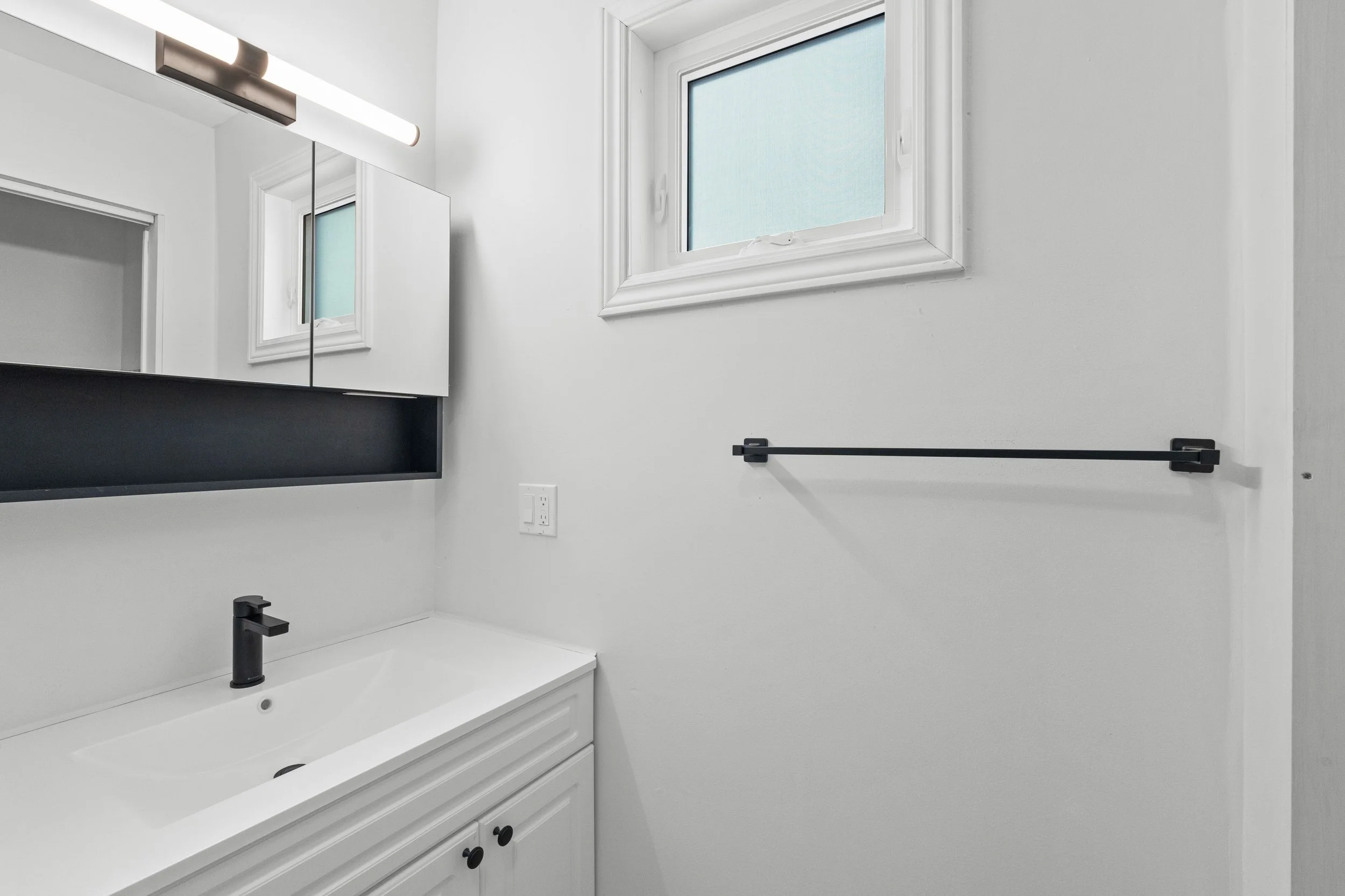 39-print-57 Drummond Street East-36.jpg