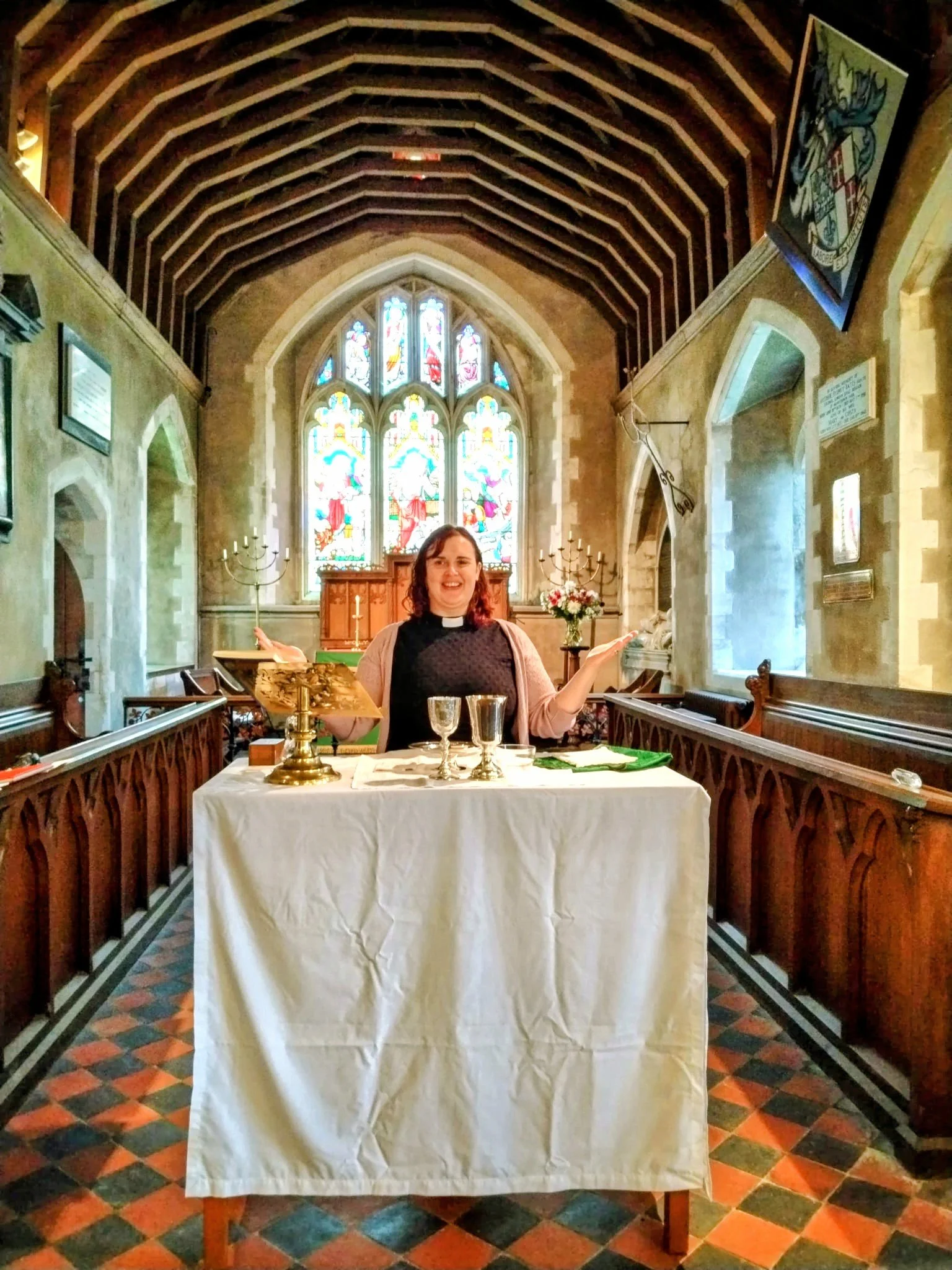 SUNDAY SERVICES - MIDWEEK COMMUNION