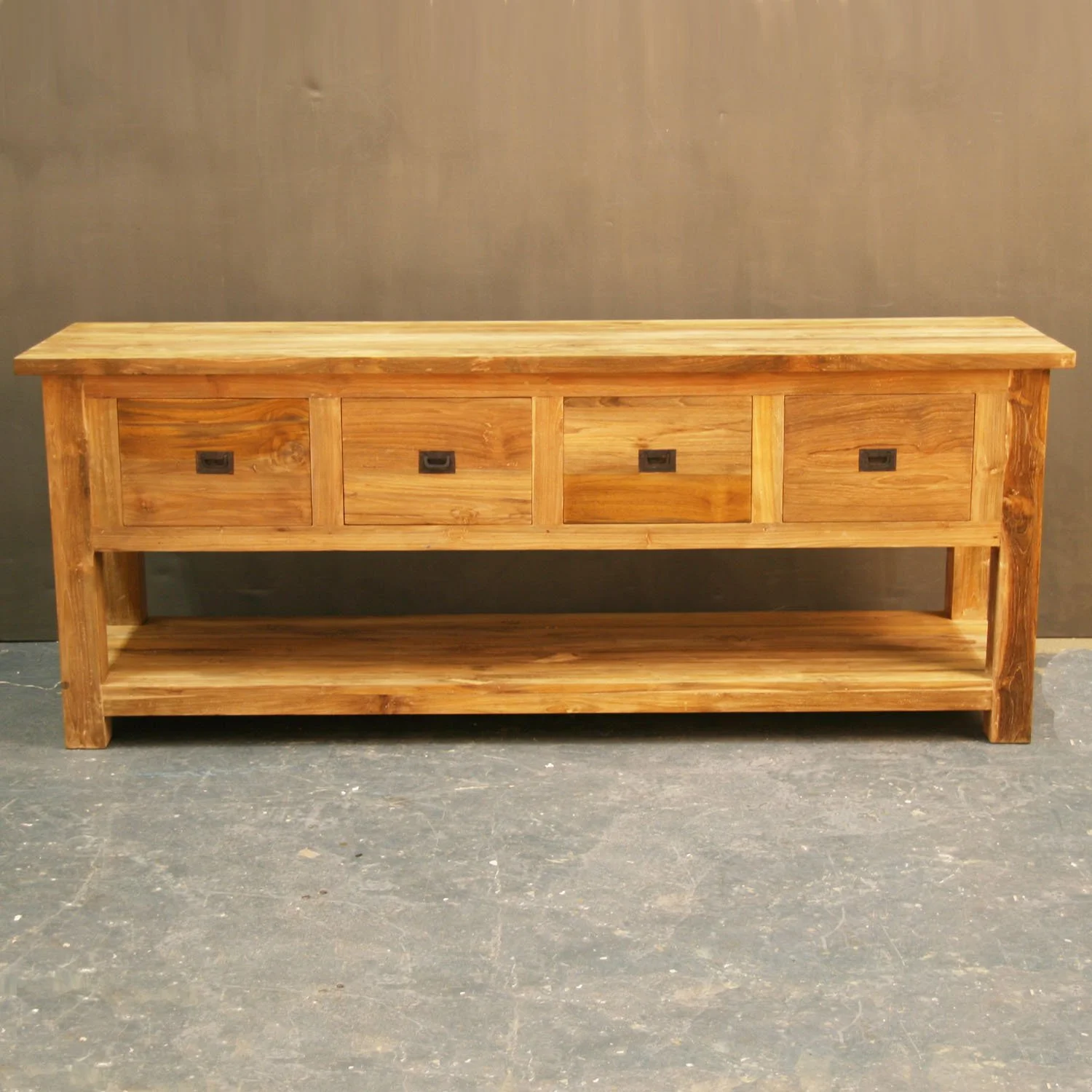 sidetable-nias-gross-ot-design.jpg