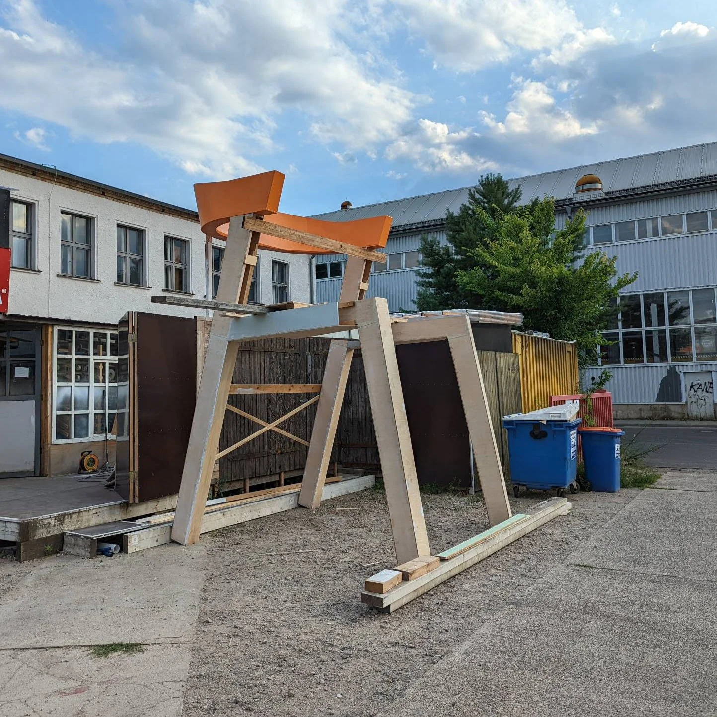 2022-07-27-Stuhl-Phase-2-Exedra_2215.jpg