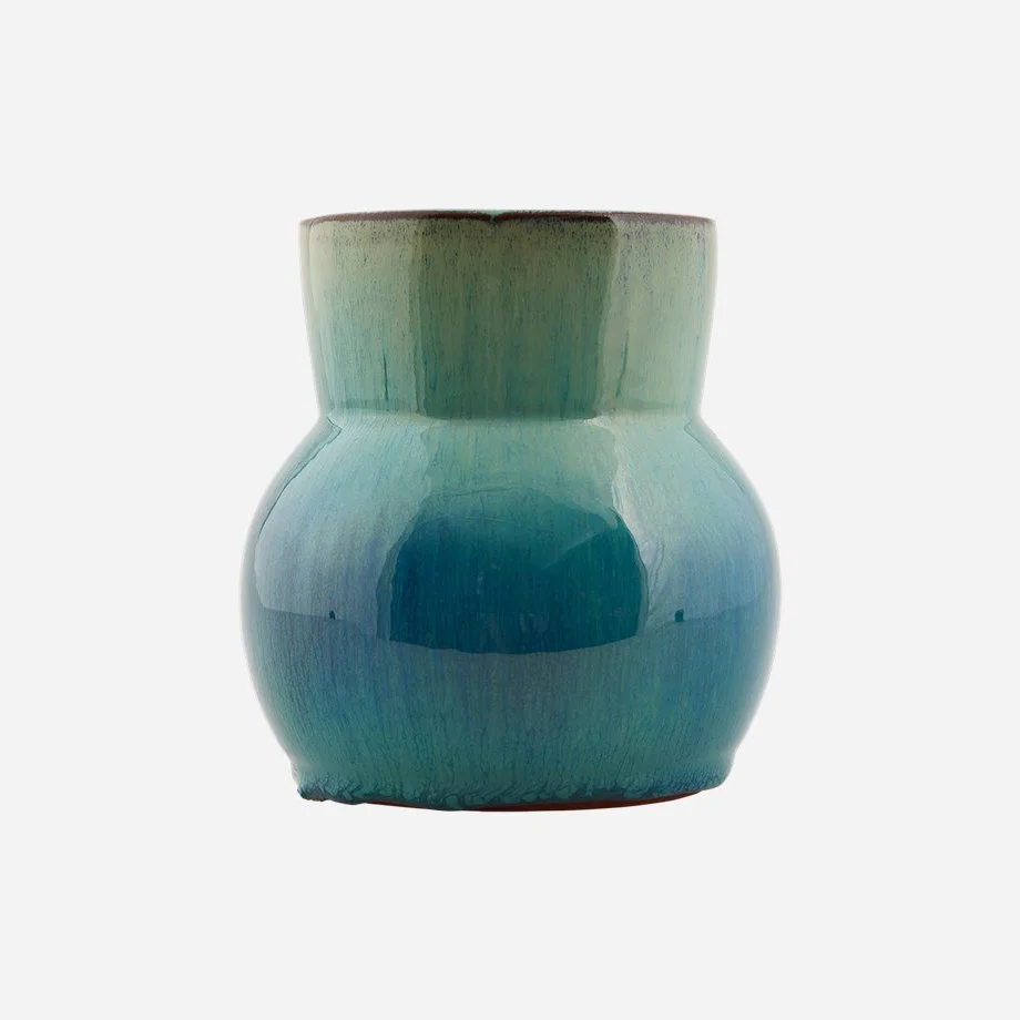 Cy0612_Vase Flower.jpg