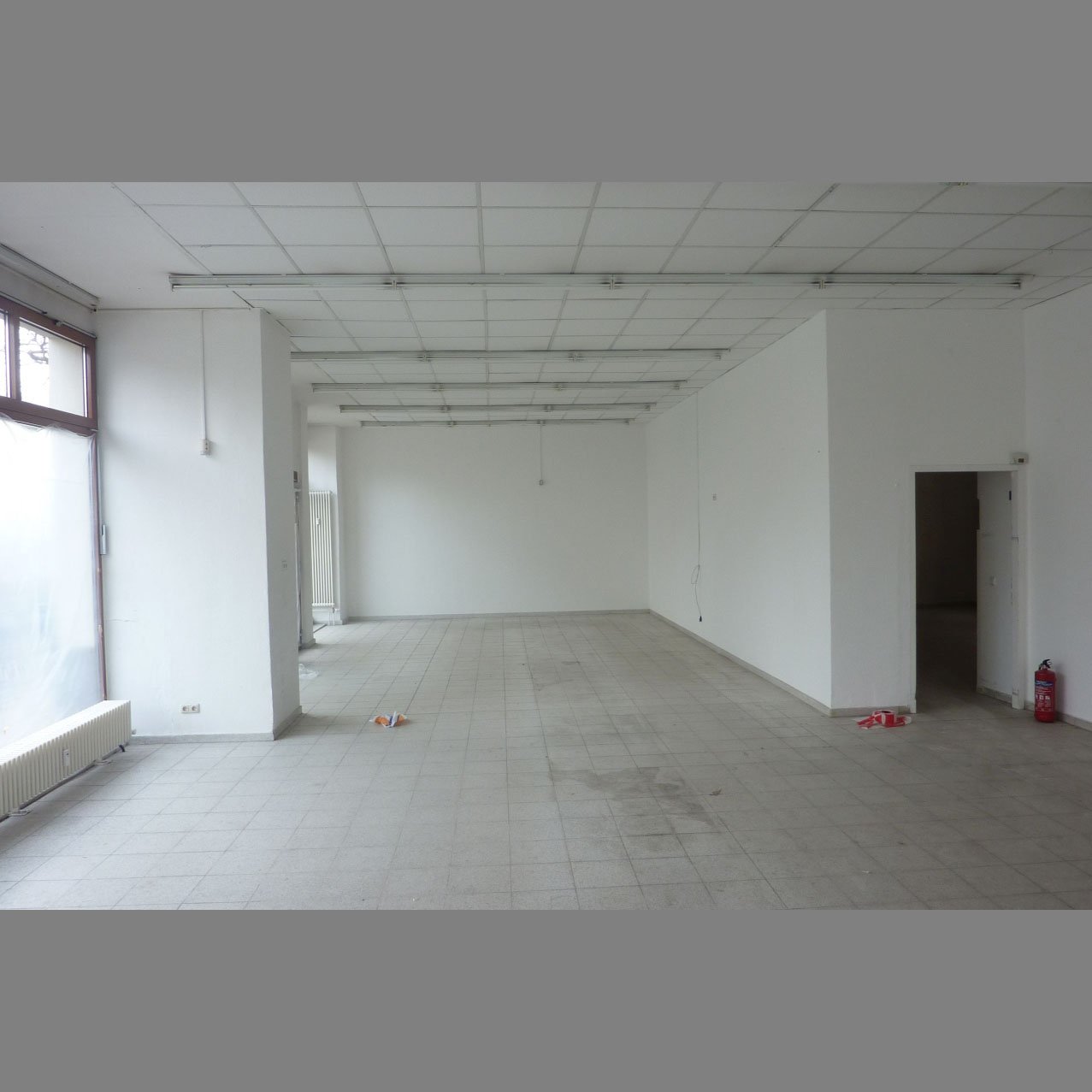 2013-Alt-Moabit-Exedra_1274.JPG