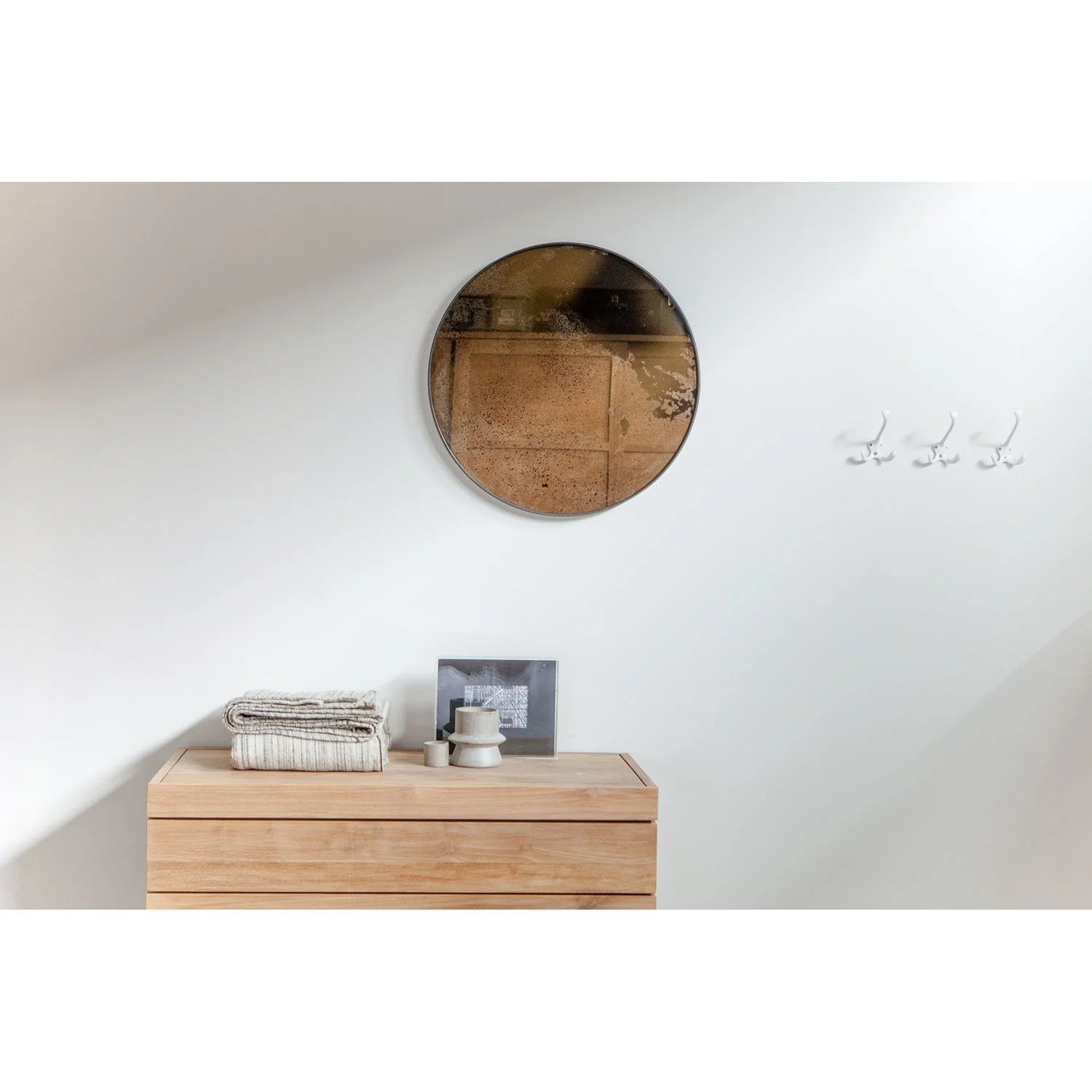 20602 Bronze mirror.jpg