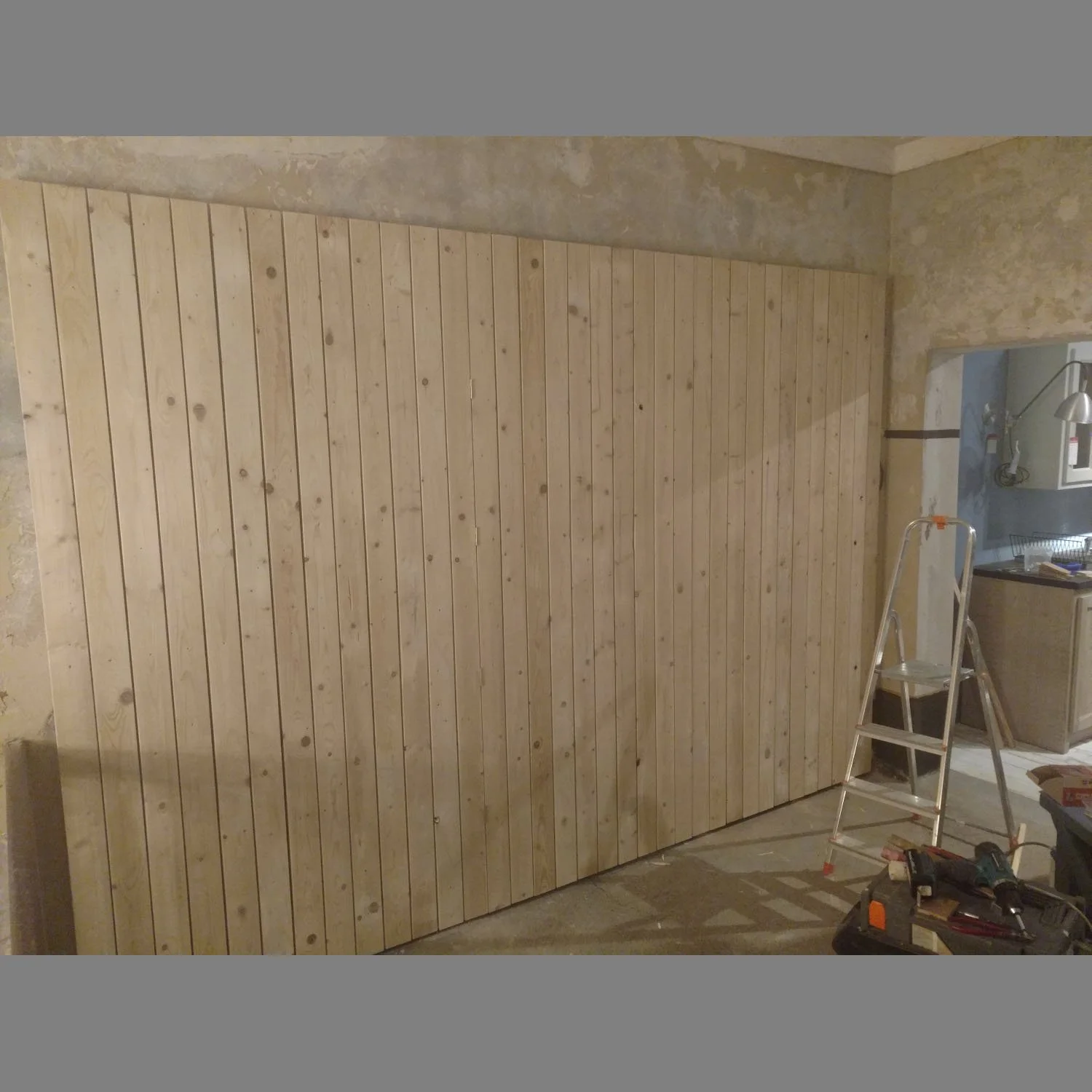 2019-Holzwand-Exedra_1561.jpg