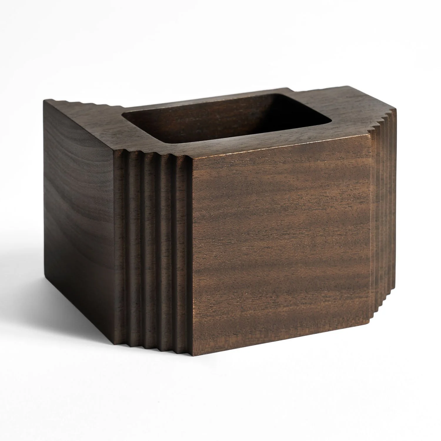 29628_Brown_Treviso_object_mahogany_front2_cut_WEB.jpg
