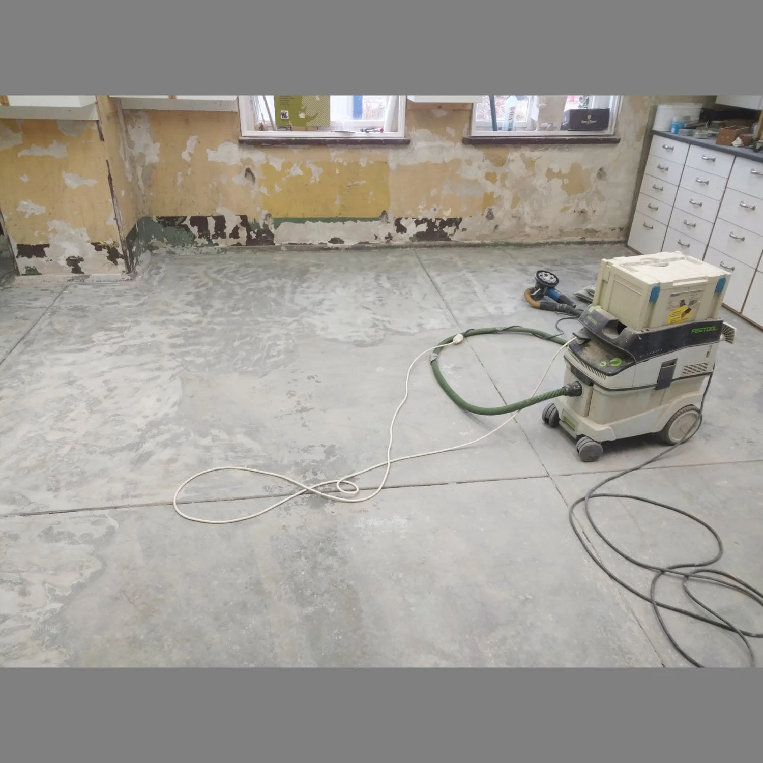 2018-11-11-Fussboden-Werkstatt-Exedra_2166.jpg