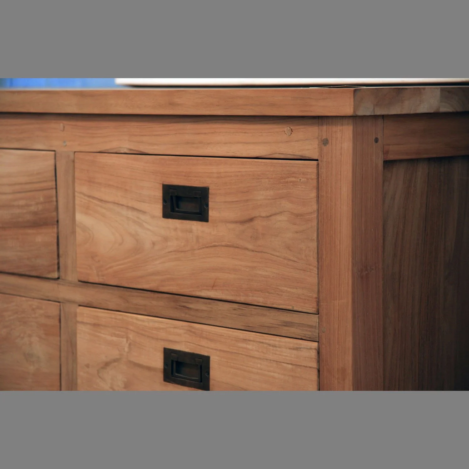 OT-Design-Detail-Nias.jpg