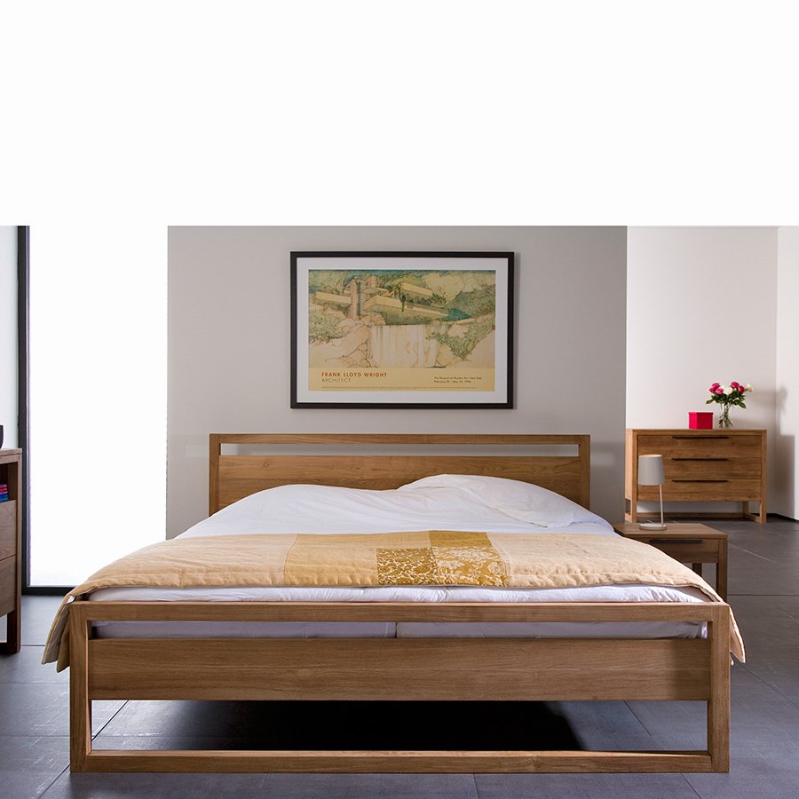 1011131-Ethnicraft-Teak-Light-Frame-Bett-ohne-Lattenrost-Matratze-180-200-191x210x95_05.jpg