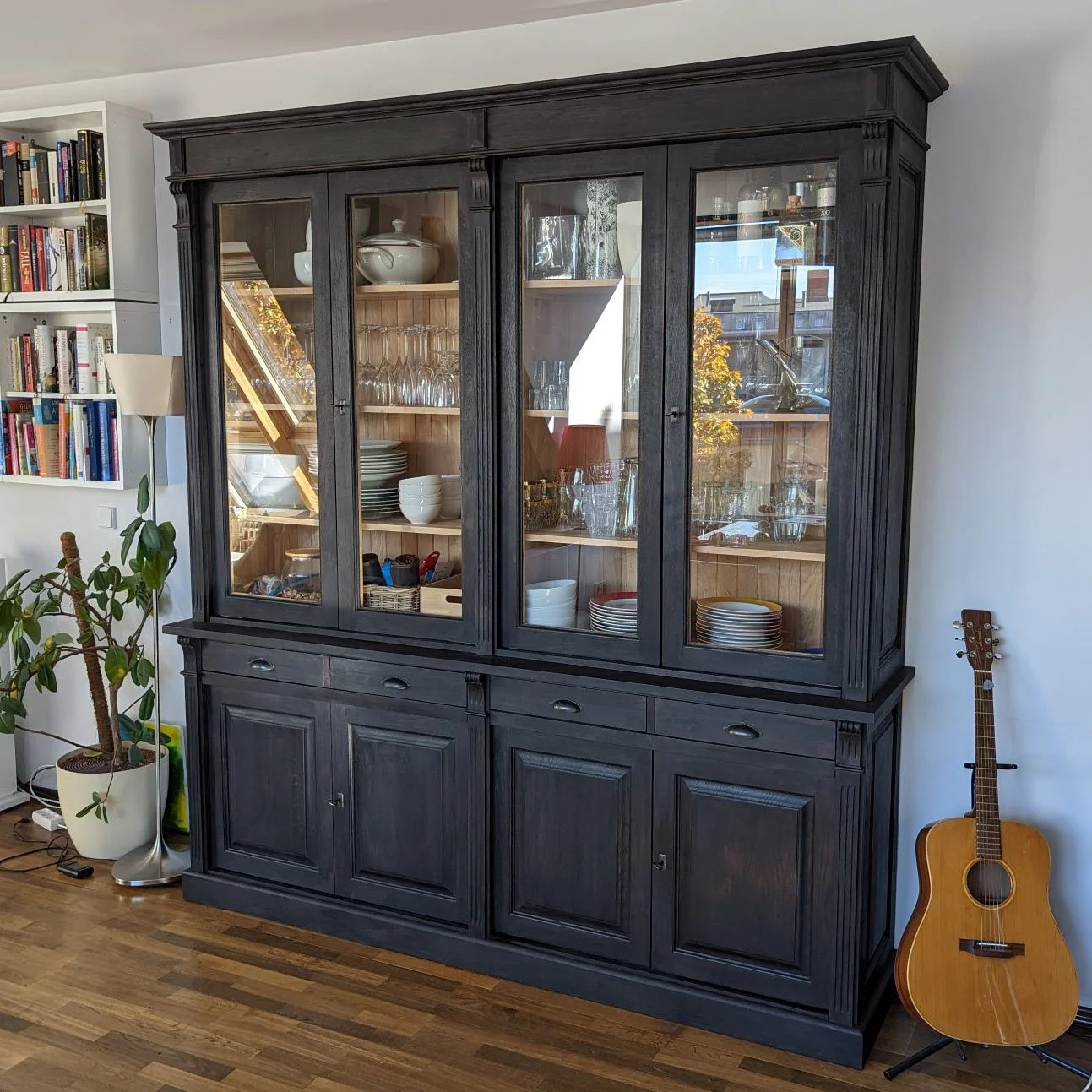 2023-Schrank-beizen-01.jpg