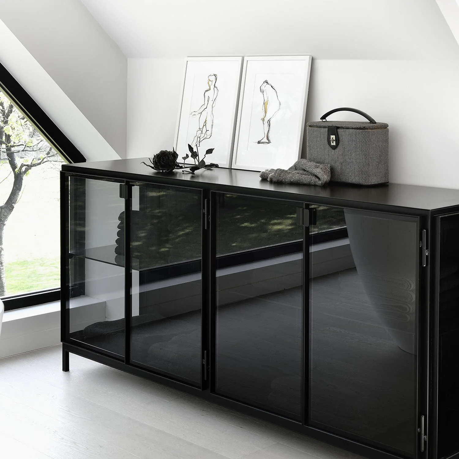 60069 Ethnicraft Anders sideboard - 4 opening doors (3).jpg