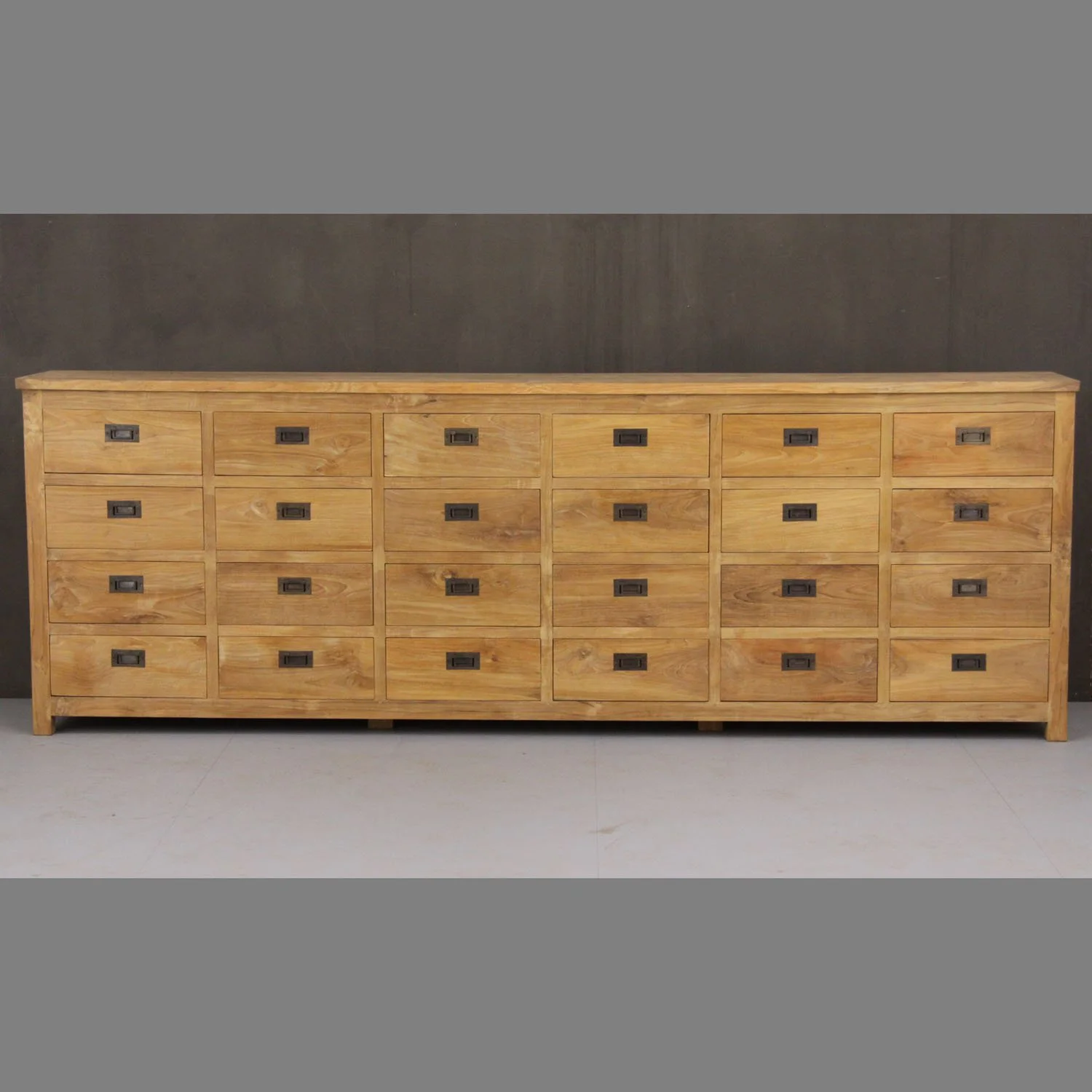 2009-Sideboard-24-Laden-02.jpg