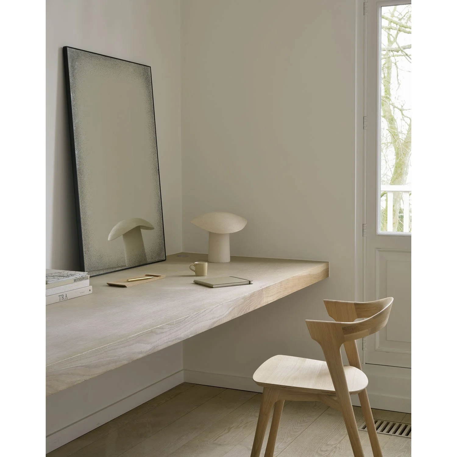 20676_Clear_wall_mirror_51490_Oak_Bok_dining_chair_WEB.JPG