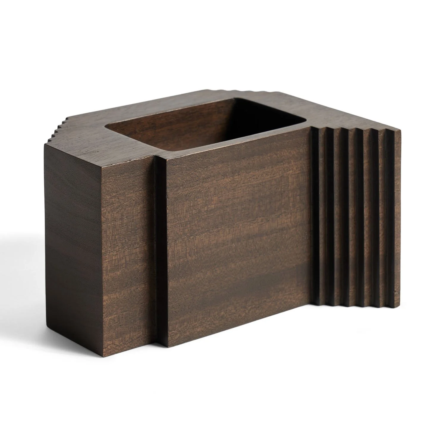 29628_Brown_Treviso_object_mahogany_front3_cut_WEB.jpg
