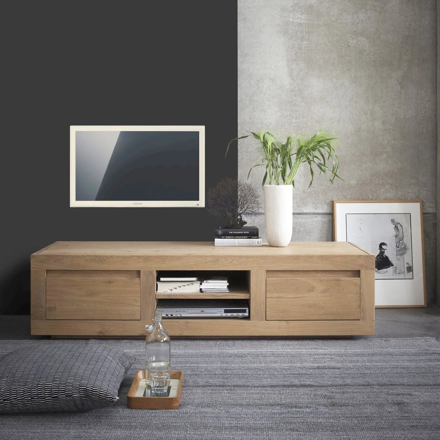 1051081-Ethnicraft-Eiche-TV-Sideboard-flach-2-Schubladen-160x60x40,5_02.jpg