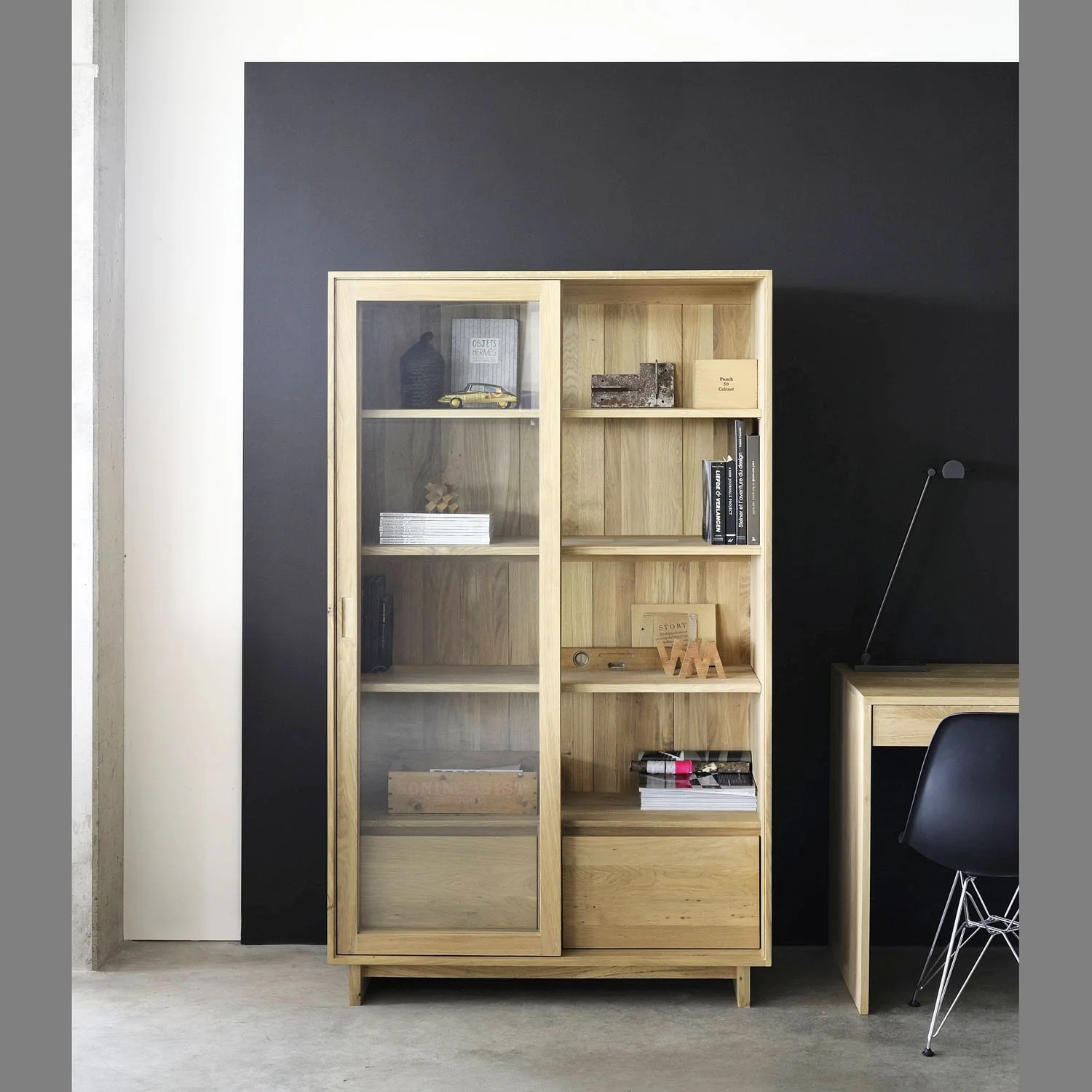1051455-Ethnicraft-Eiche-Regal-Bücherregal-Wave_02.jpg