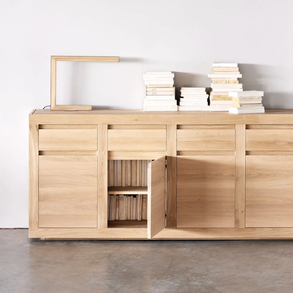 1051077-Ethnicraft-Eiche-Sideboard-4-Türen-4-Schubladen-200x45x90_01.jpg