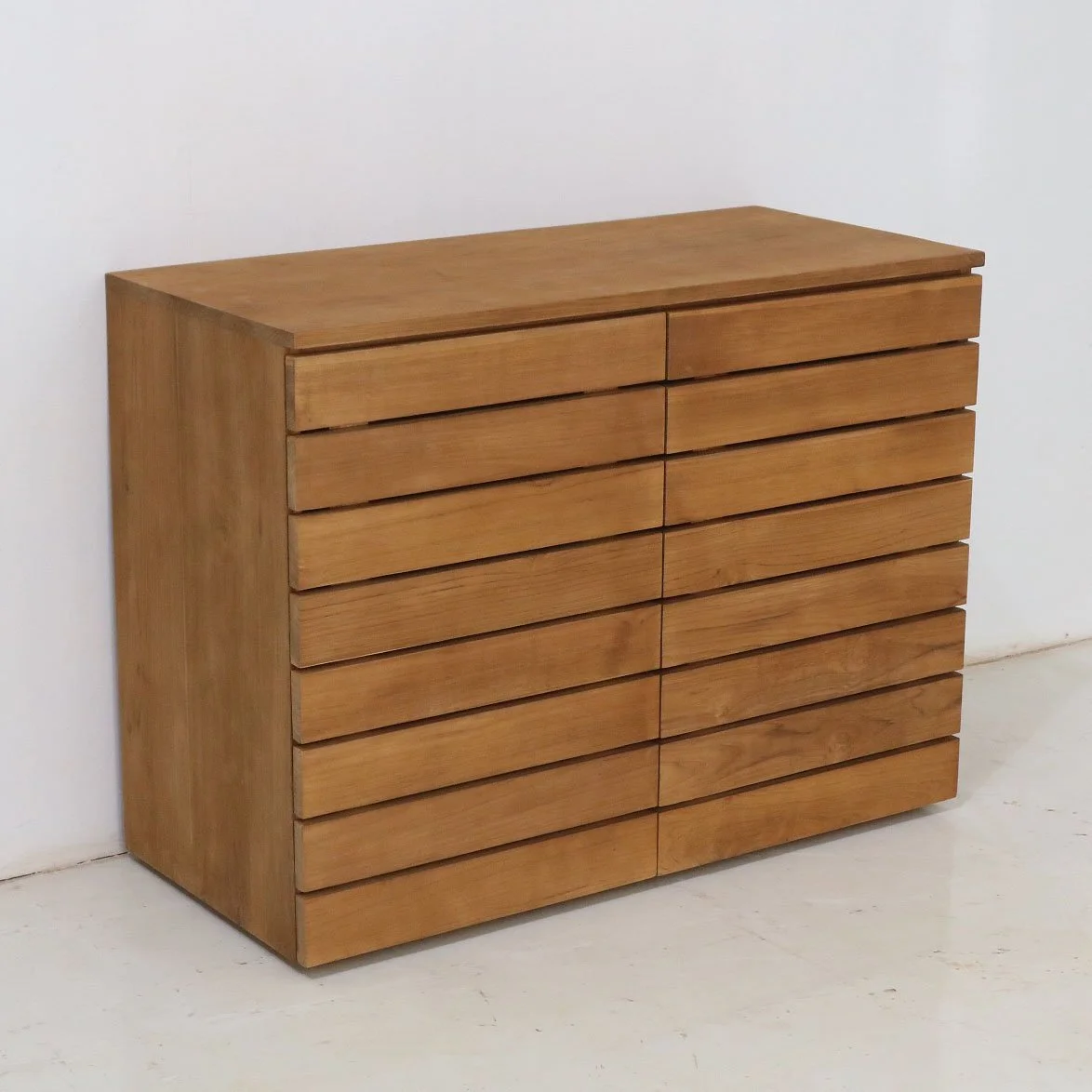 2024-Horizon-Sideboard-01.JPG