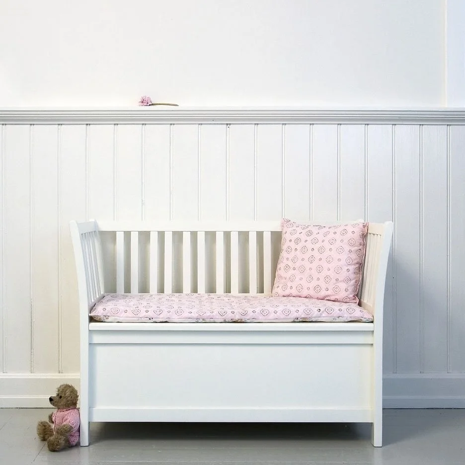 oliver-furniture_021113a.jpg