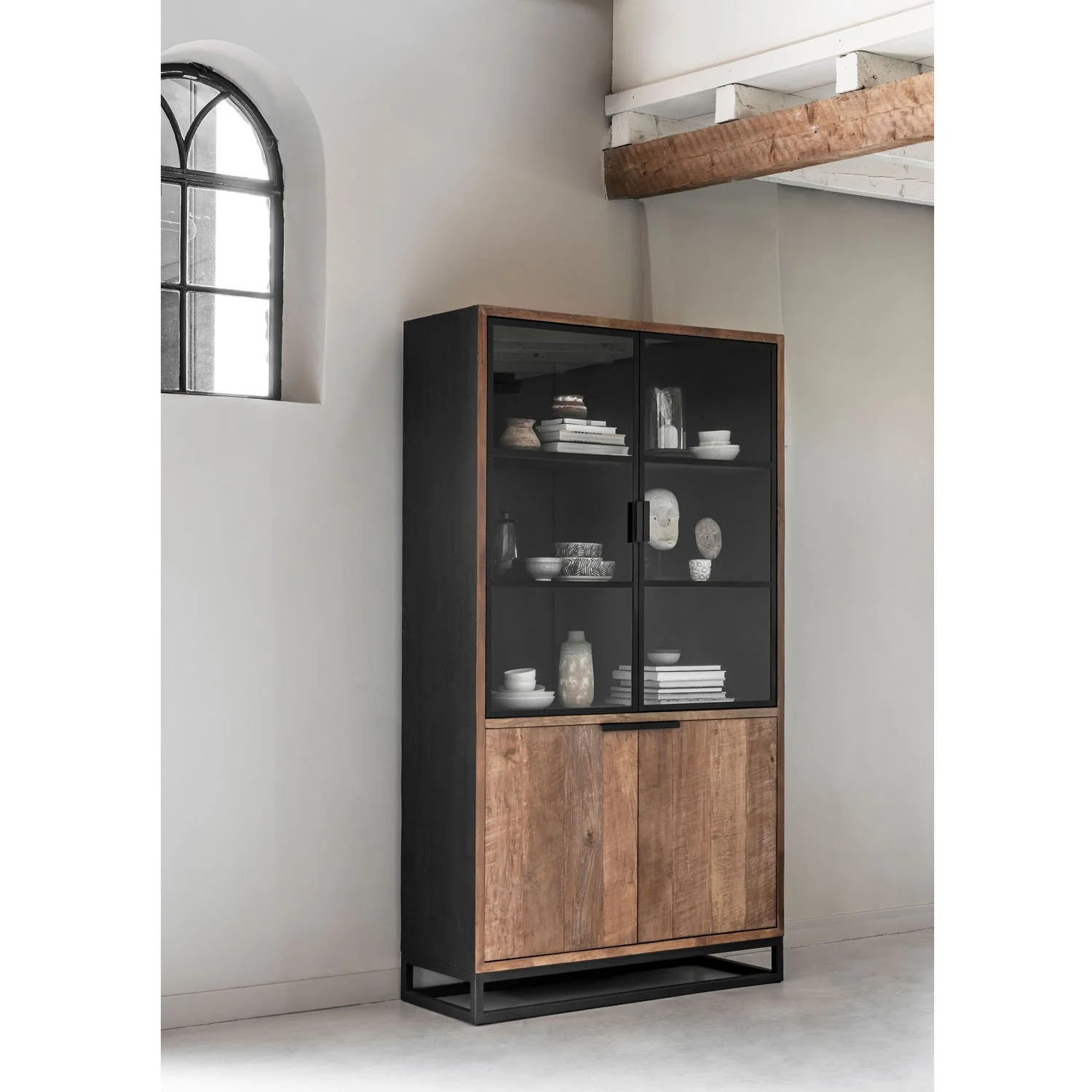 605020_Vitrine_03.jpg