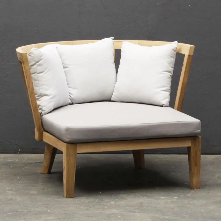 OT-Design_moon-chair-gross.jpg