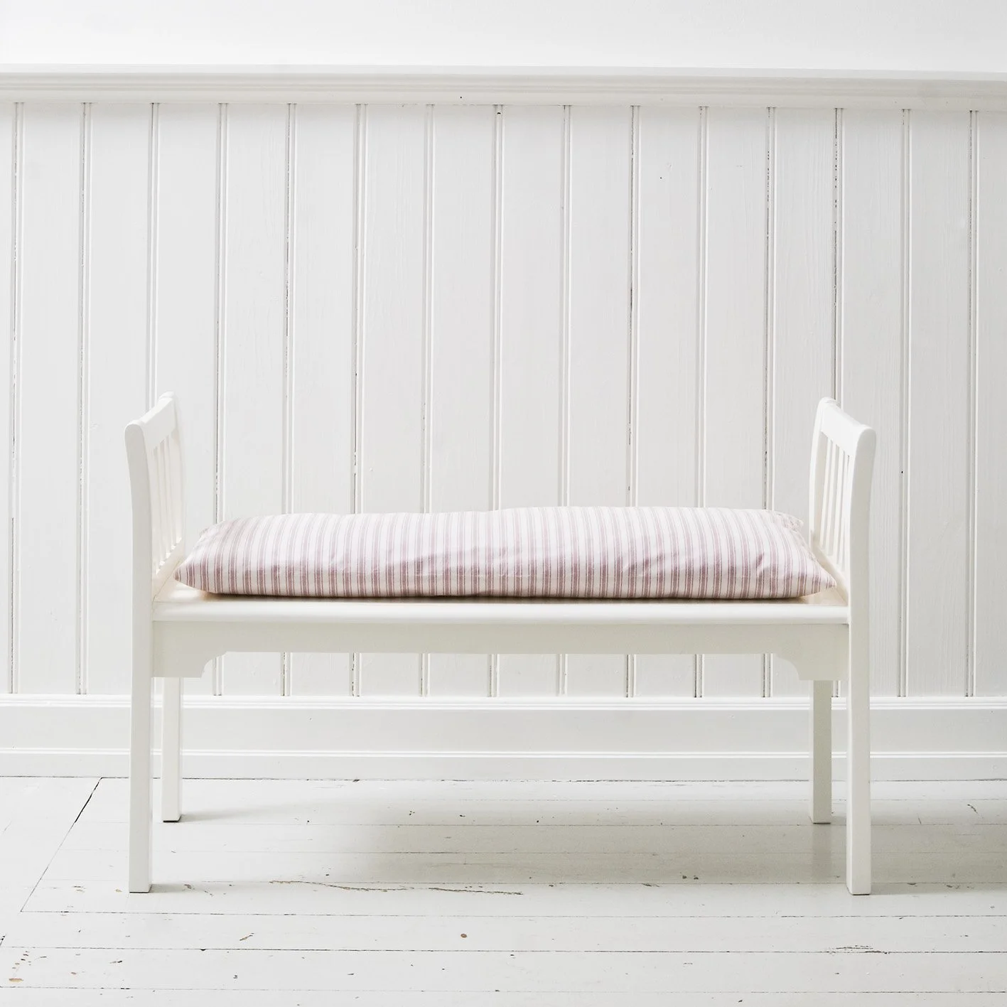 oliver-furniture_021114.jpg