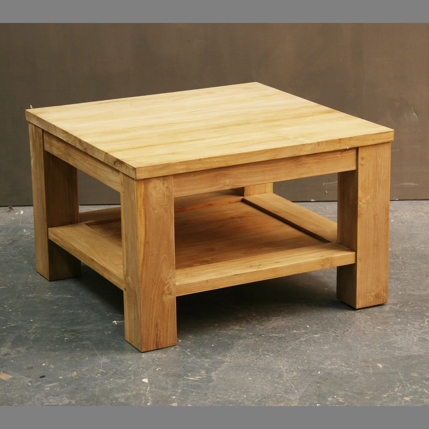 OT-Design-Nias-Fofatisch.jpg