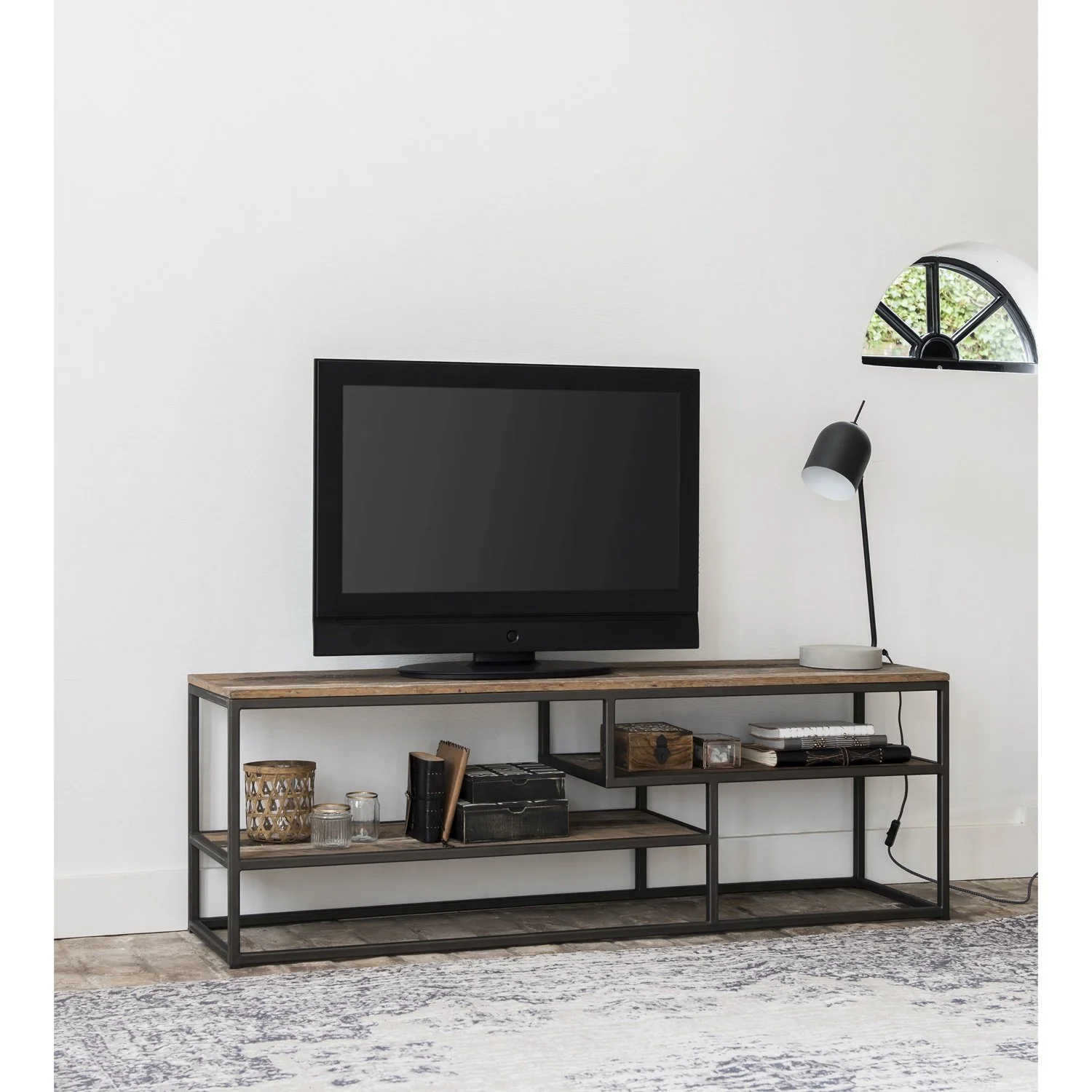 D-Bodhi_TU 630014 Tuareg TV stand no1_sf1_DTP_1282510670530.jpg