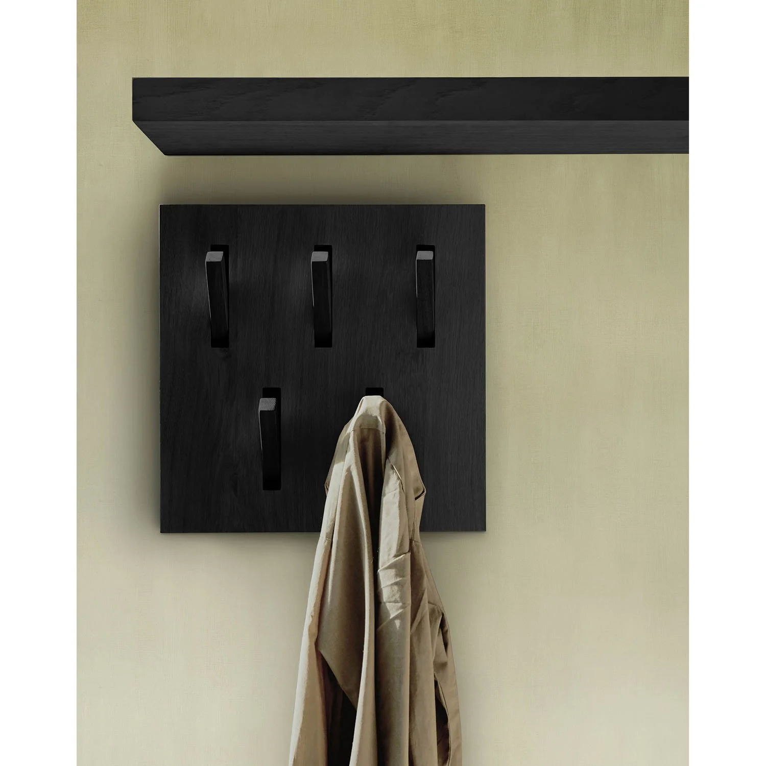 55101_Oak_black_Utilitile_hooked_WEB.jpg
