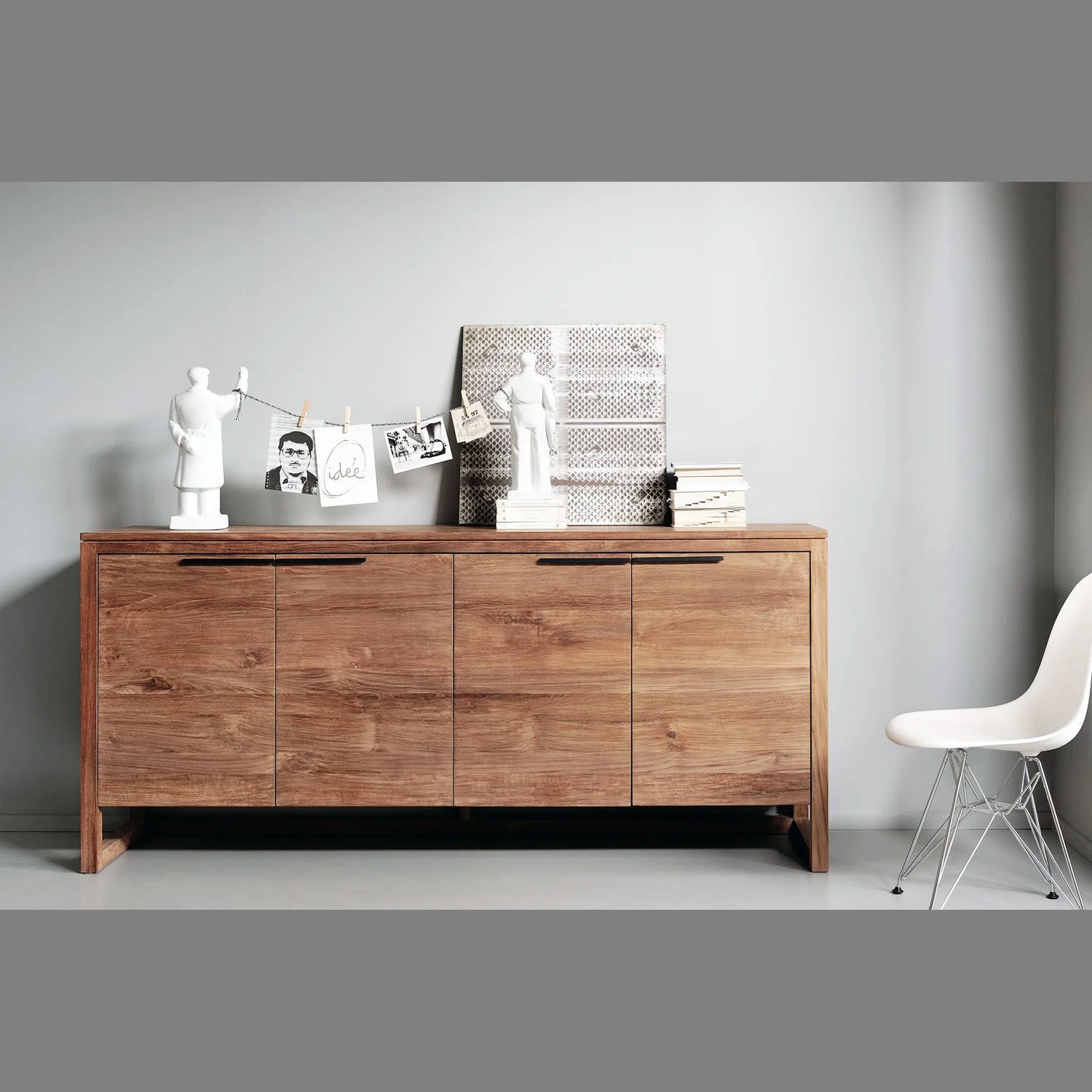 1011193-Ethnicraft-Teak-Sideboard-LF-4-Türen-198X46X90_02.jpg