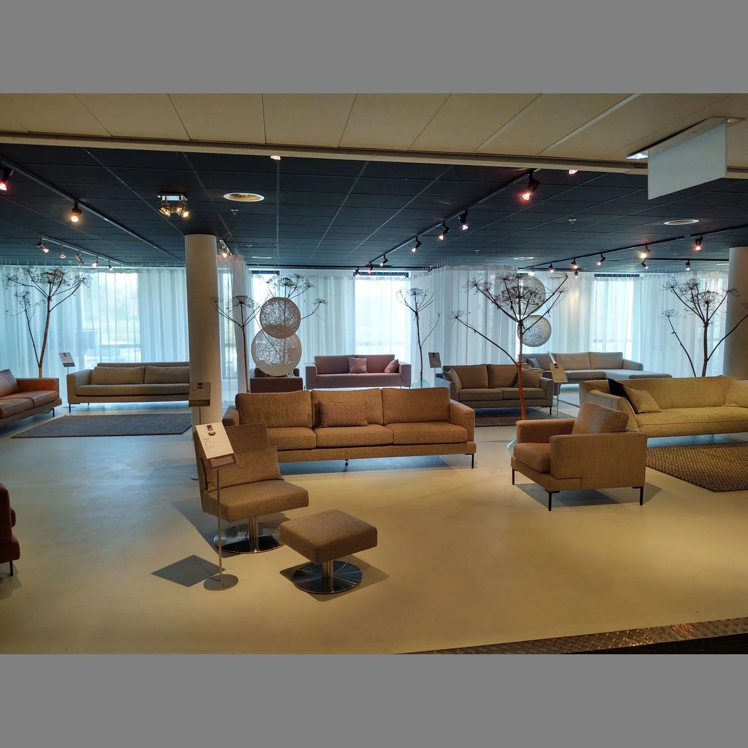 2020-home-trade-center_IMG_20200217_145218586_HDR.jpg