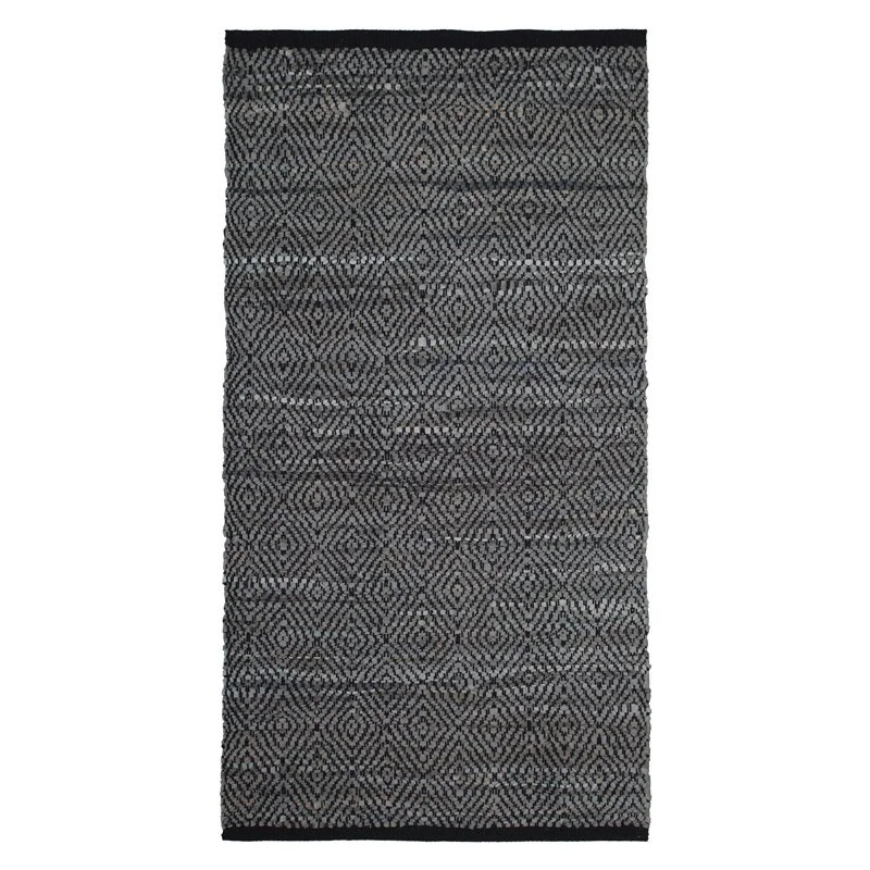 Aspegren-rug-chia-leather-lightgray-3328-web1.jpg