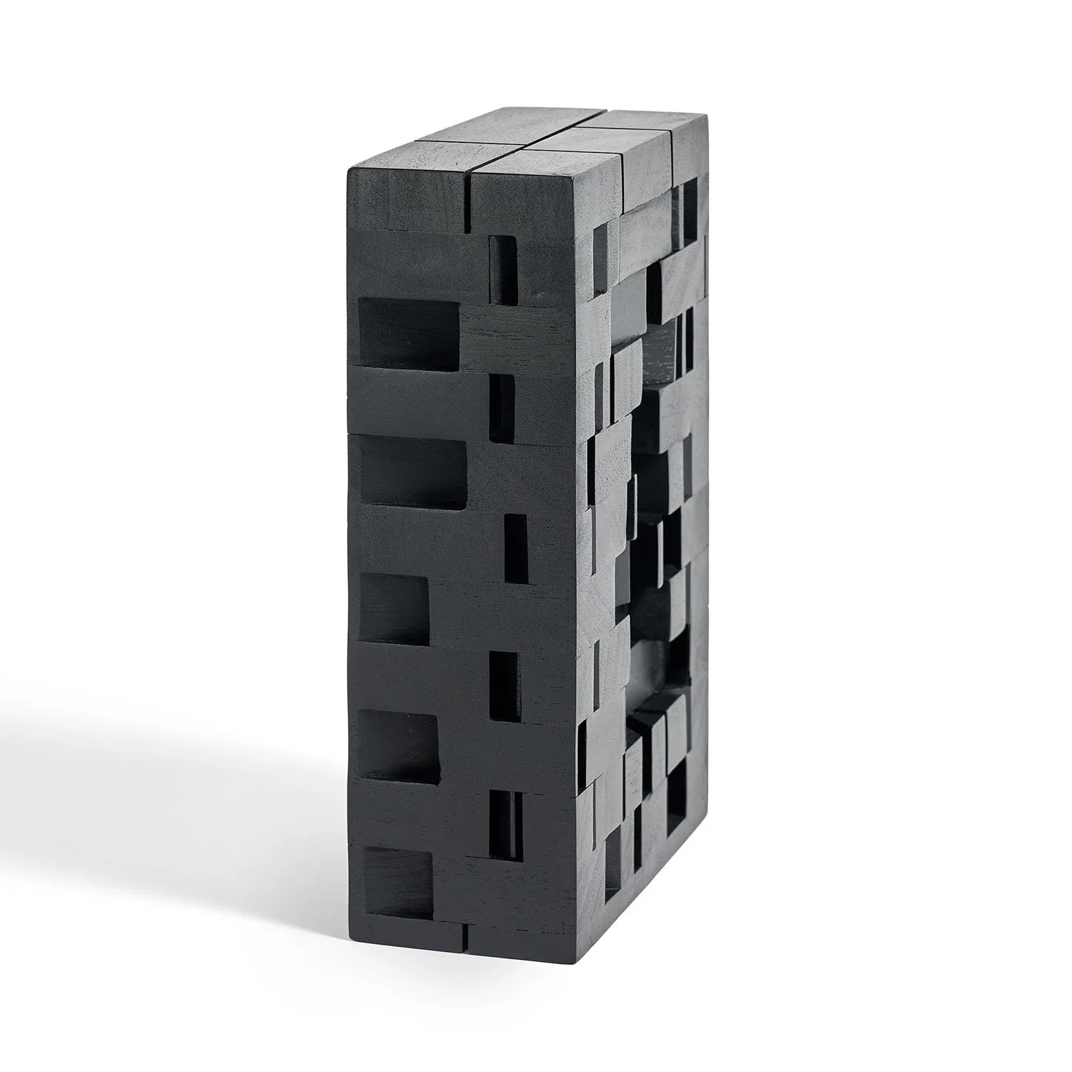 29631_Black_Urban_House_object_mahogany_side02_cut_WEB.jpg