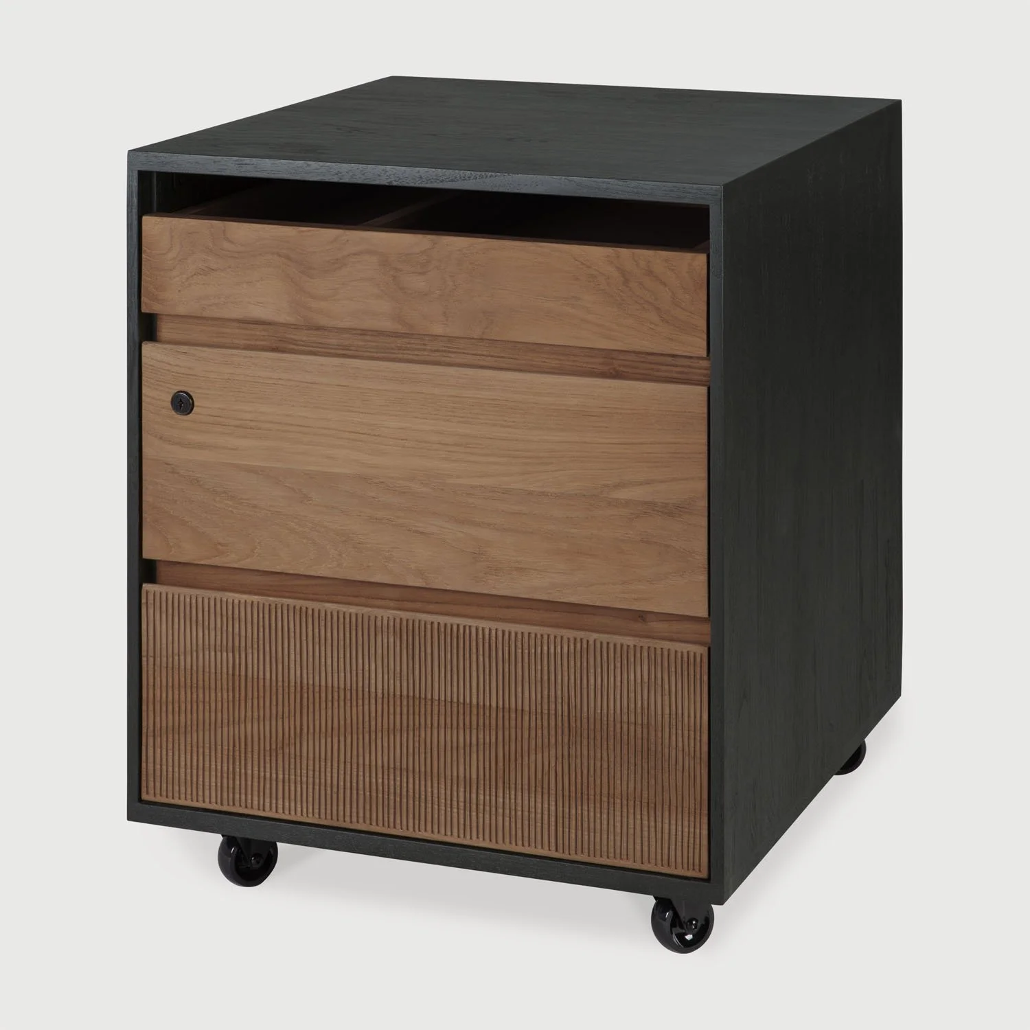 1010127_Oscar_drawer_unit_varnished_teak_3_drawers_side01_HQ.jpg