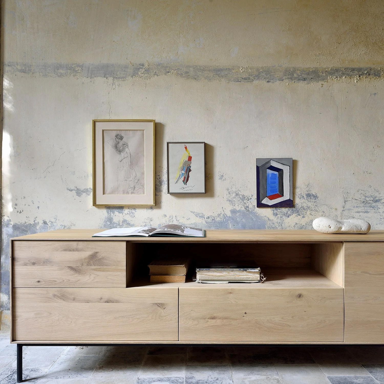 TGE-051466 Oak Whitebird TV cupboard(1).jpg