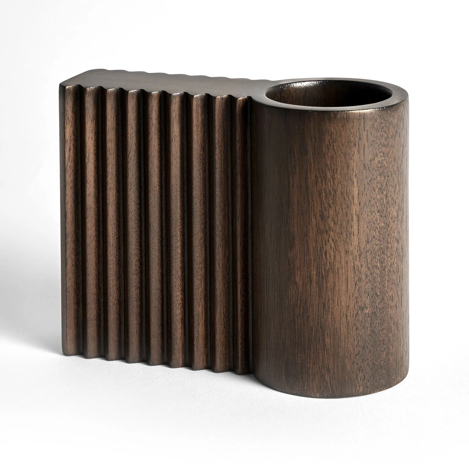 29623_Brown_Kabul_object_mahogany_front_cut_WEB.jpg