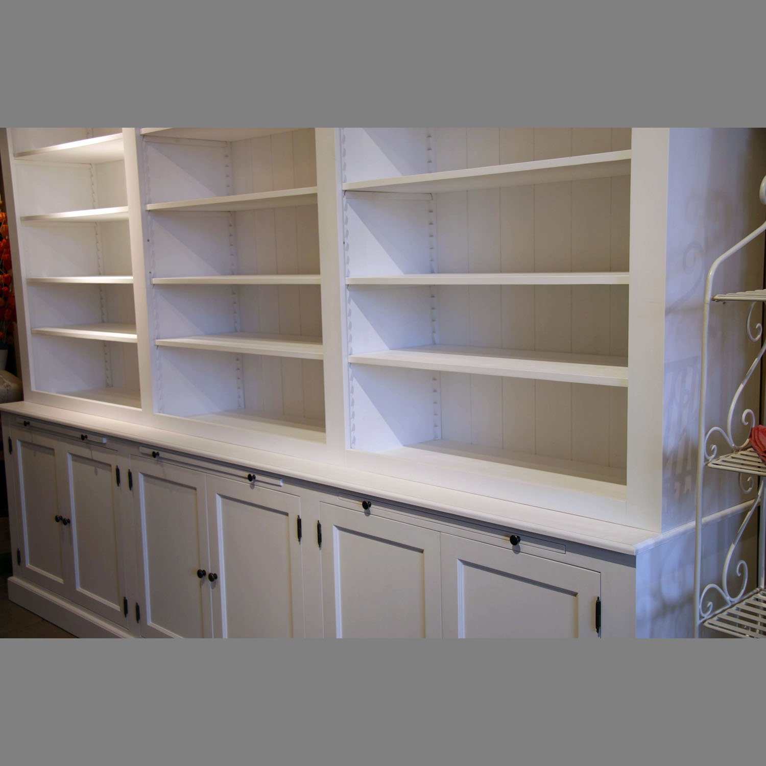 2008-weisser-Buecherschrank-08.jpg