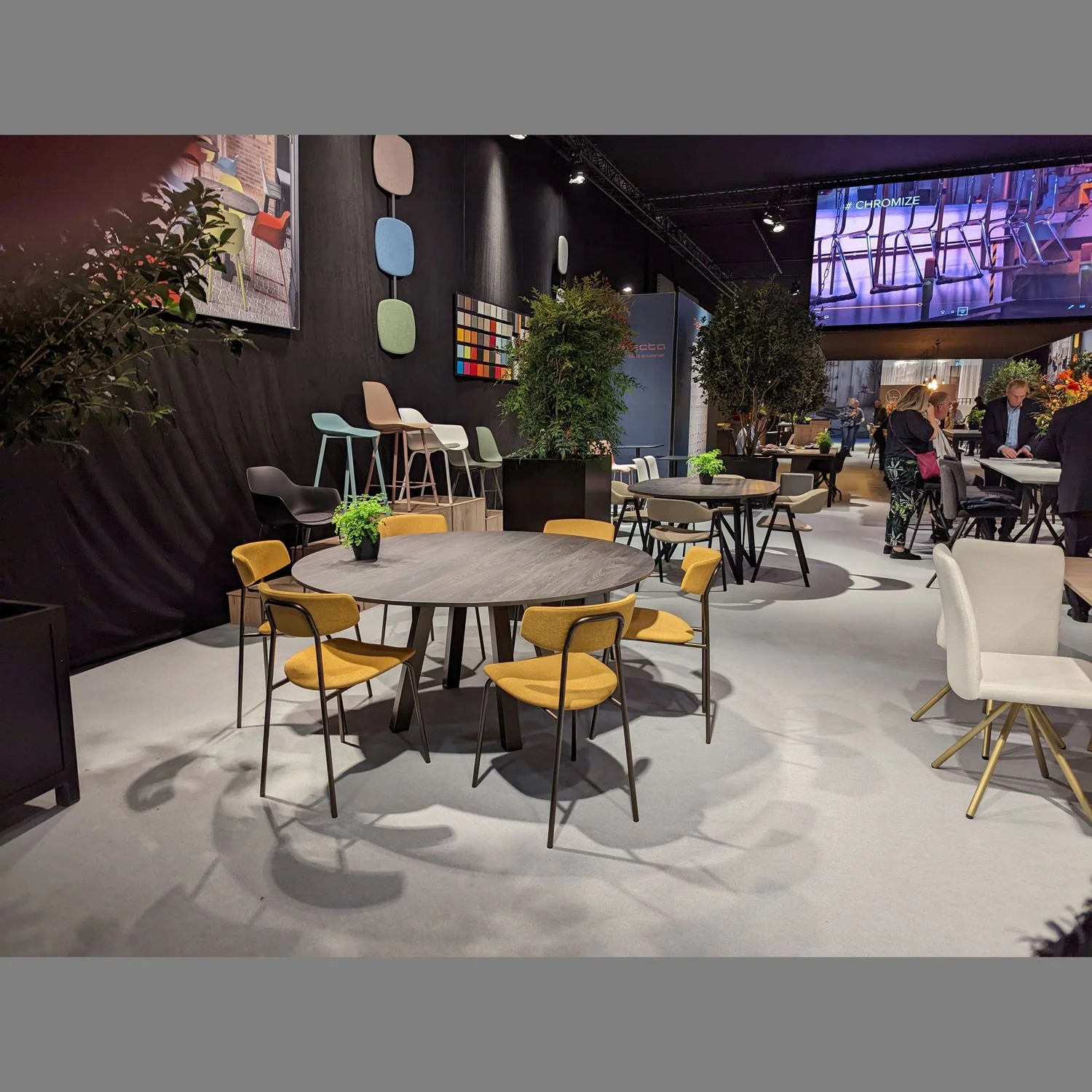 2022-Messe-Bruessel_PXL_20221107_085248772.jpg